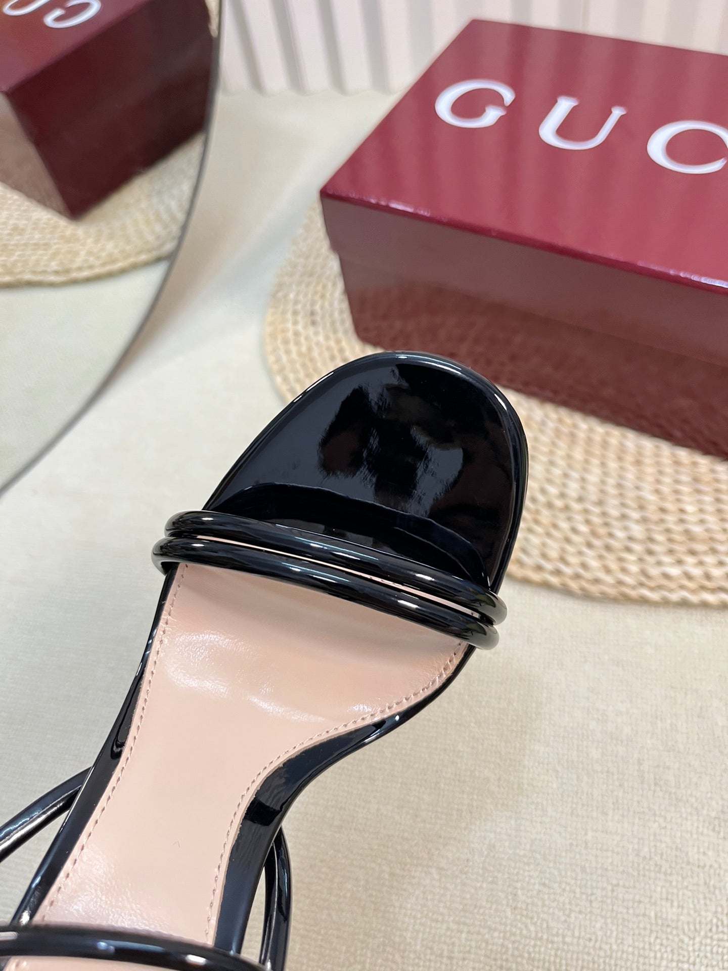 GUCCI HIGH SANDAL 10 CM IN BLACK GLOSSY CALFSKIN