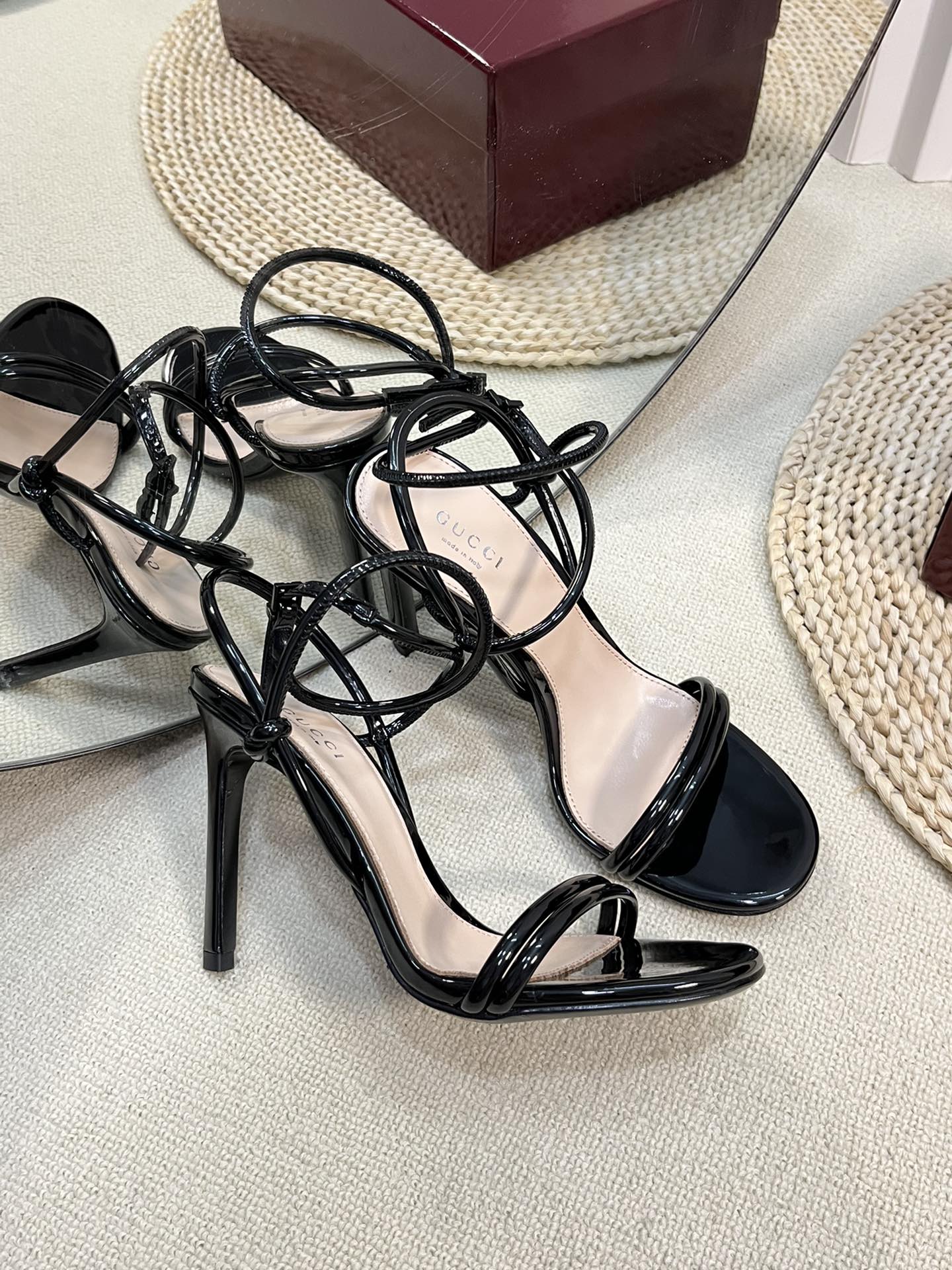 GUCCI HIGH SANDAL 10 CM IN BLACK GLOSSY CALFSKIN