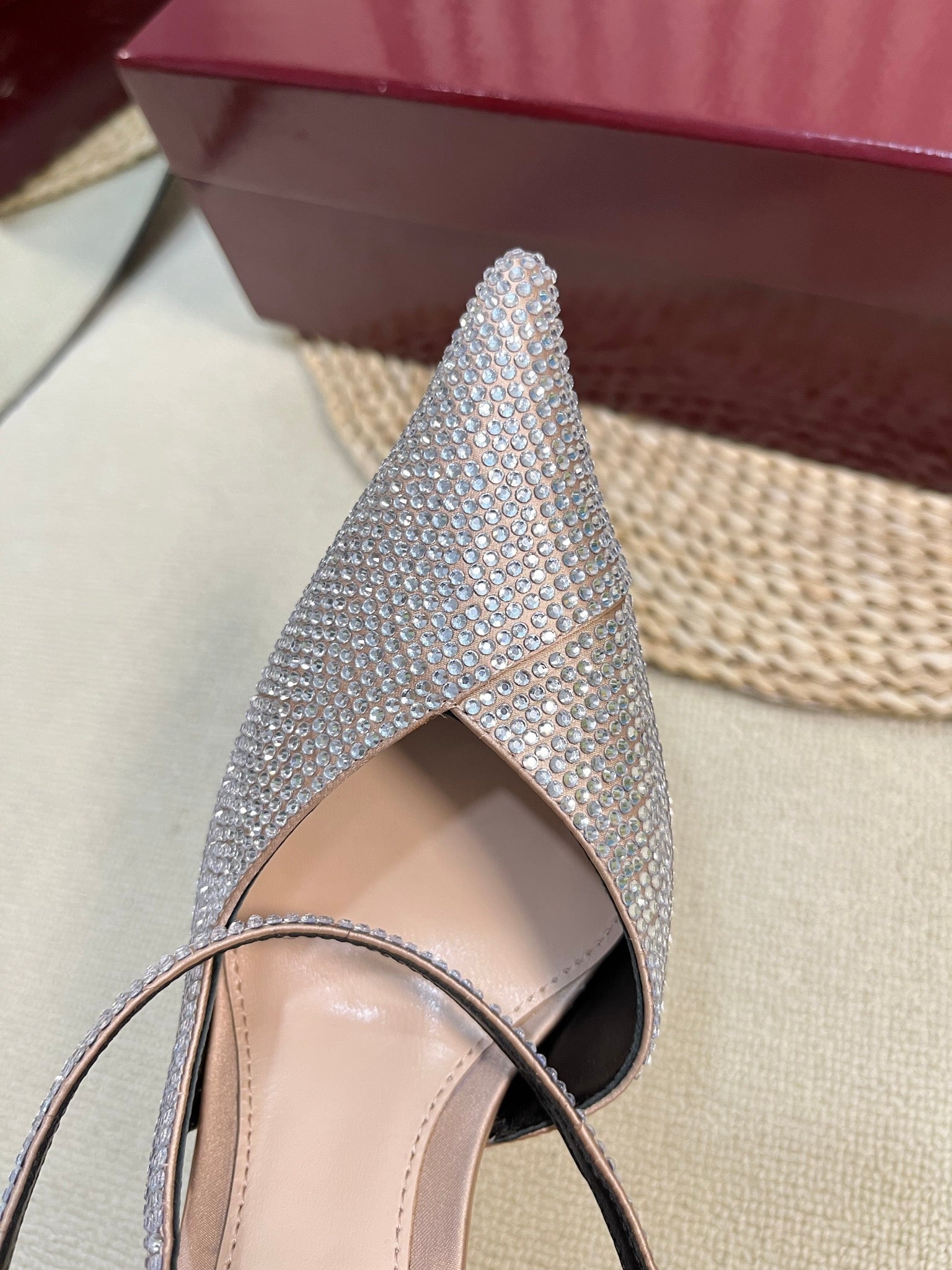 GUCCI HIGH SLINGBACK 10 CM IN BEIGE SILK WITH FULL RHINSTONES