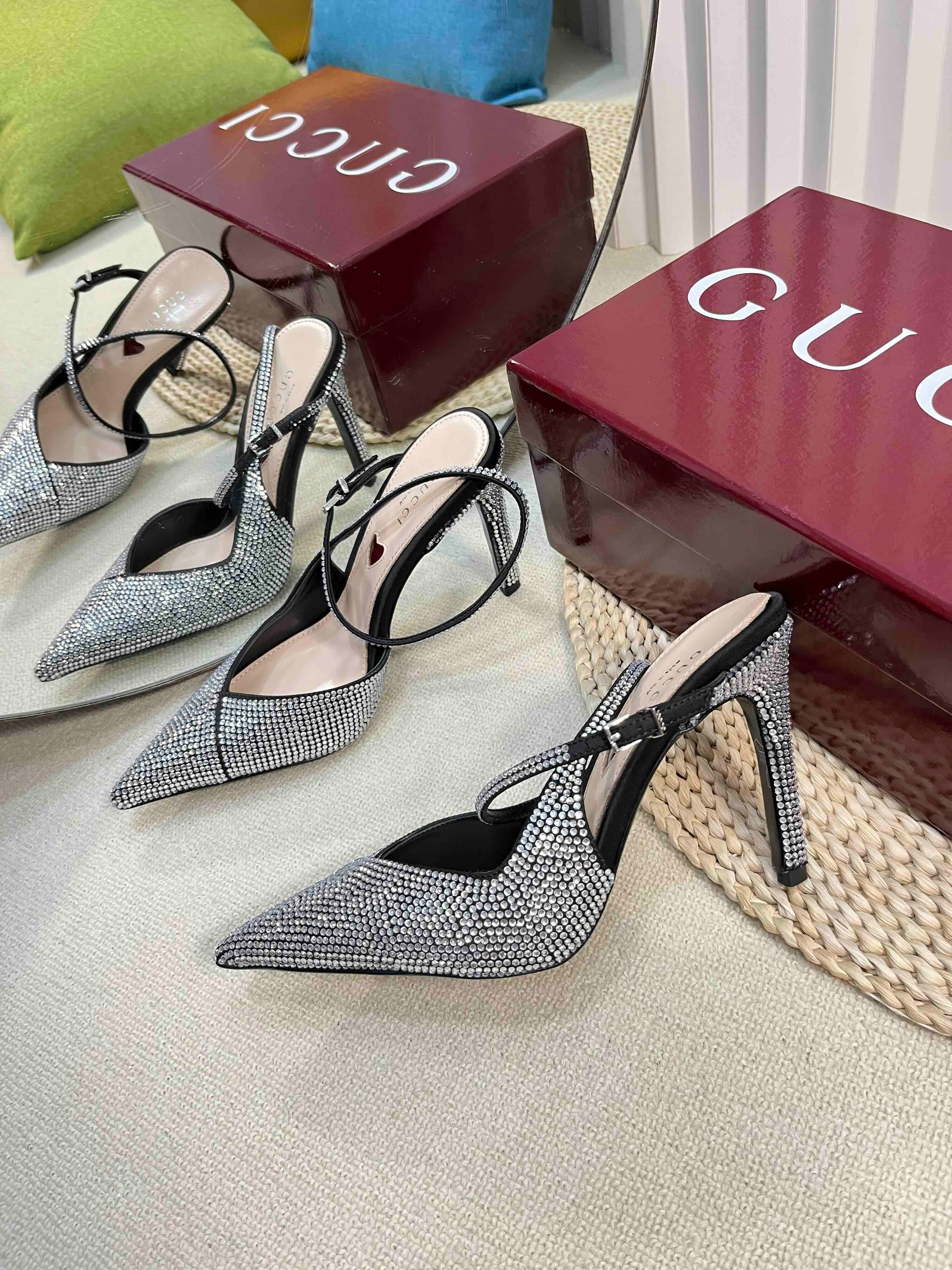 GUCCI HIGH SLINGBACK 10 CM IN BLACK SILK WITH FULL RHINSTONES