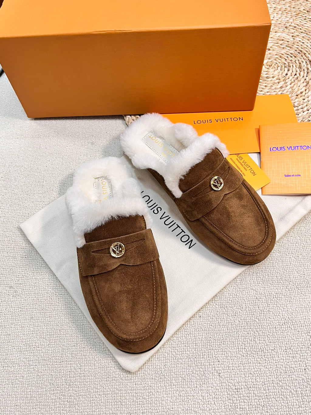 LOUIS VUITTON LV COSY FLAT COMFORT CLOG IN RUSSET BROWN SUEDE AND SHEARLING LINING