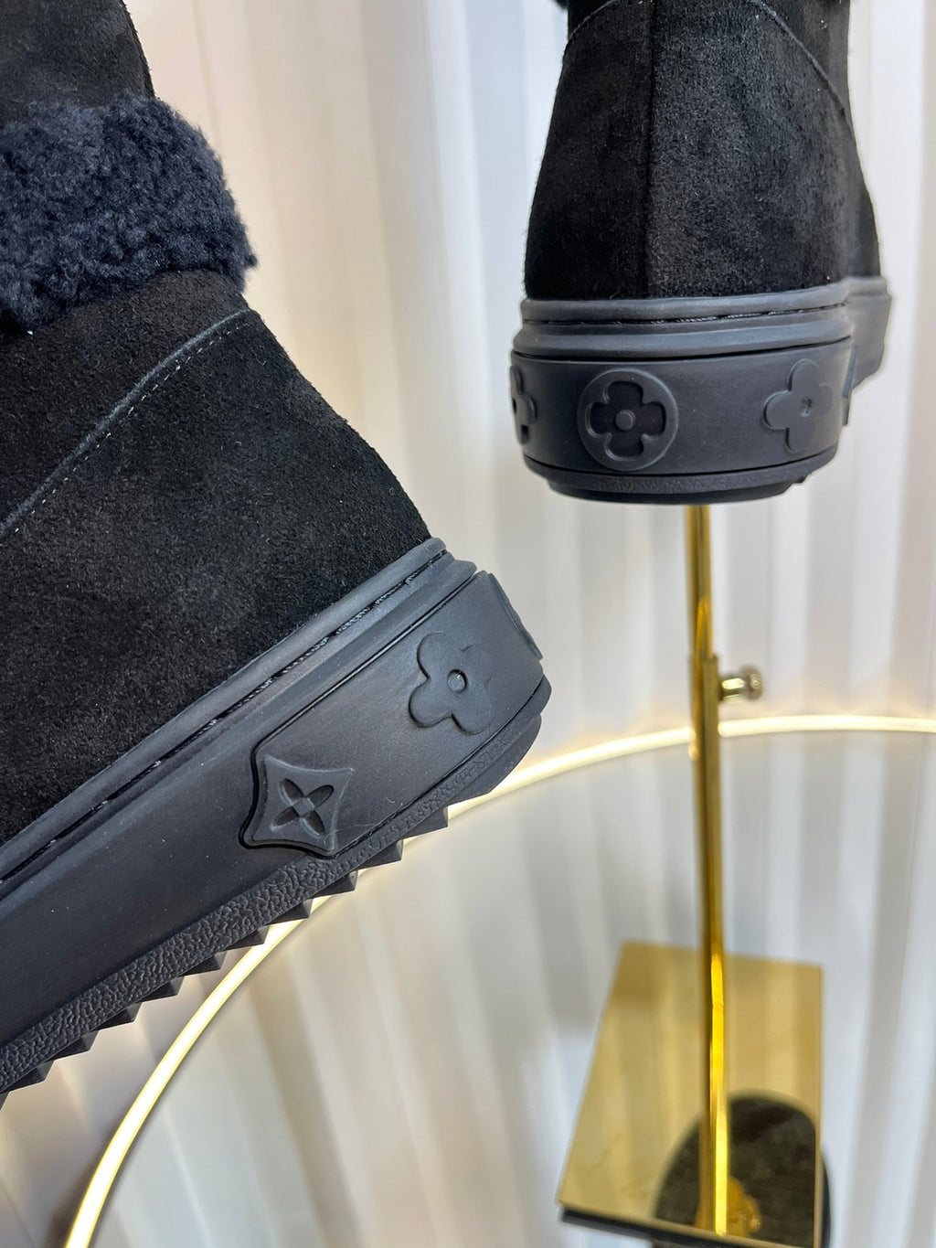 LOUIS VUITTON SNOWDROP FLAT ANKLE BOOTS IN BLACK SUEDE