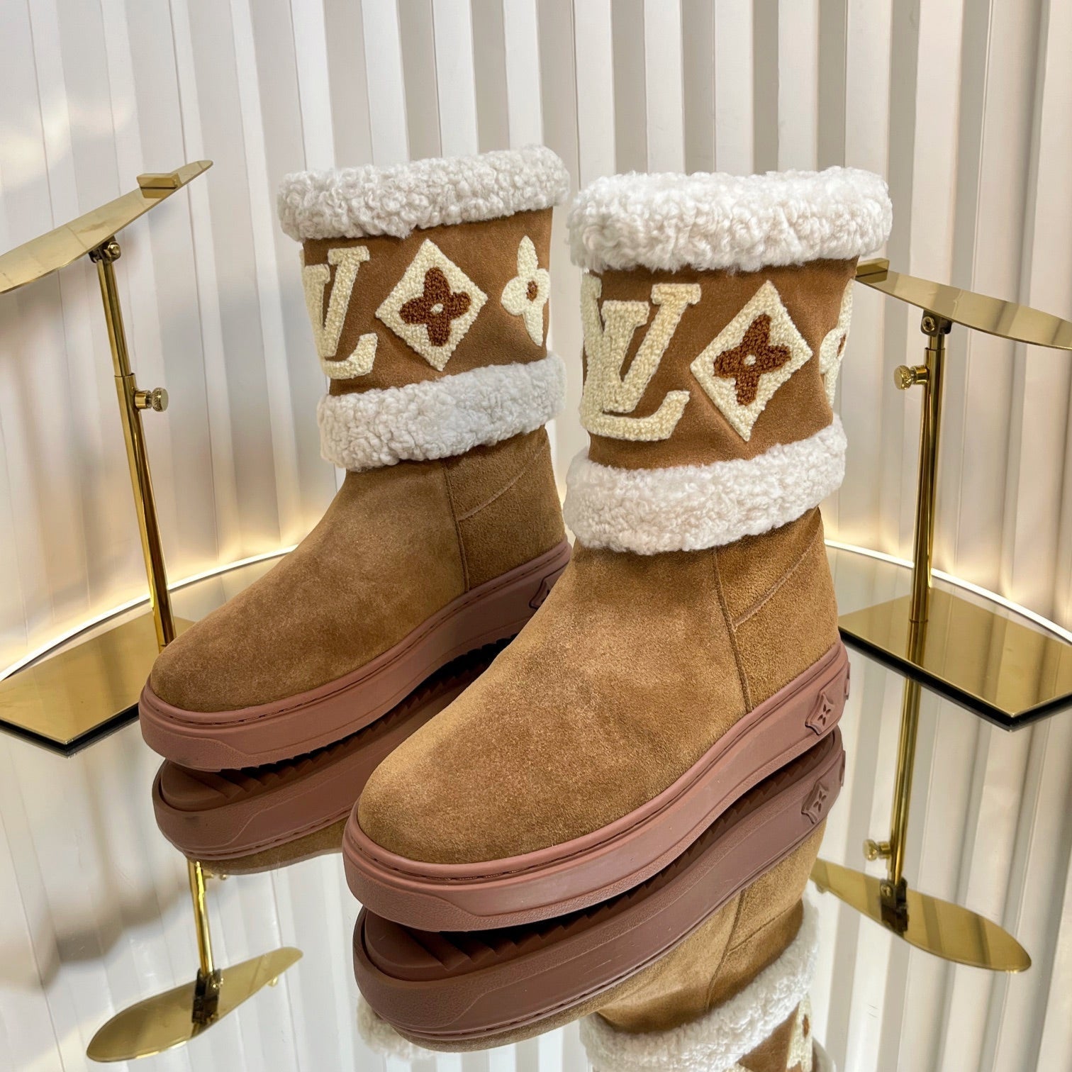 LOUIS VUITTON SNOWDROP FLAT ANKLE BOOTS IN CIDER BROWN SUEDE