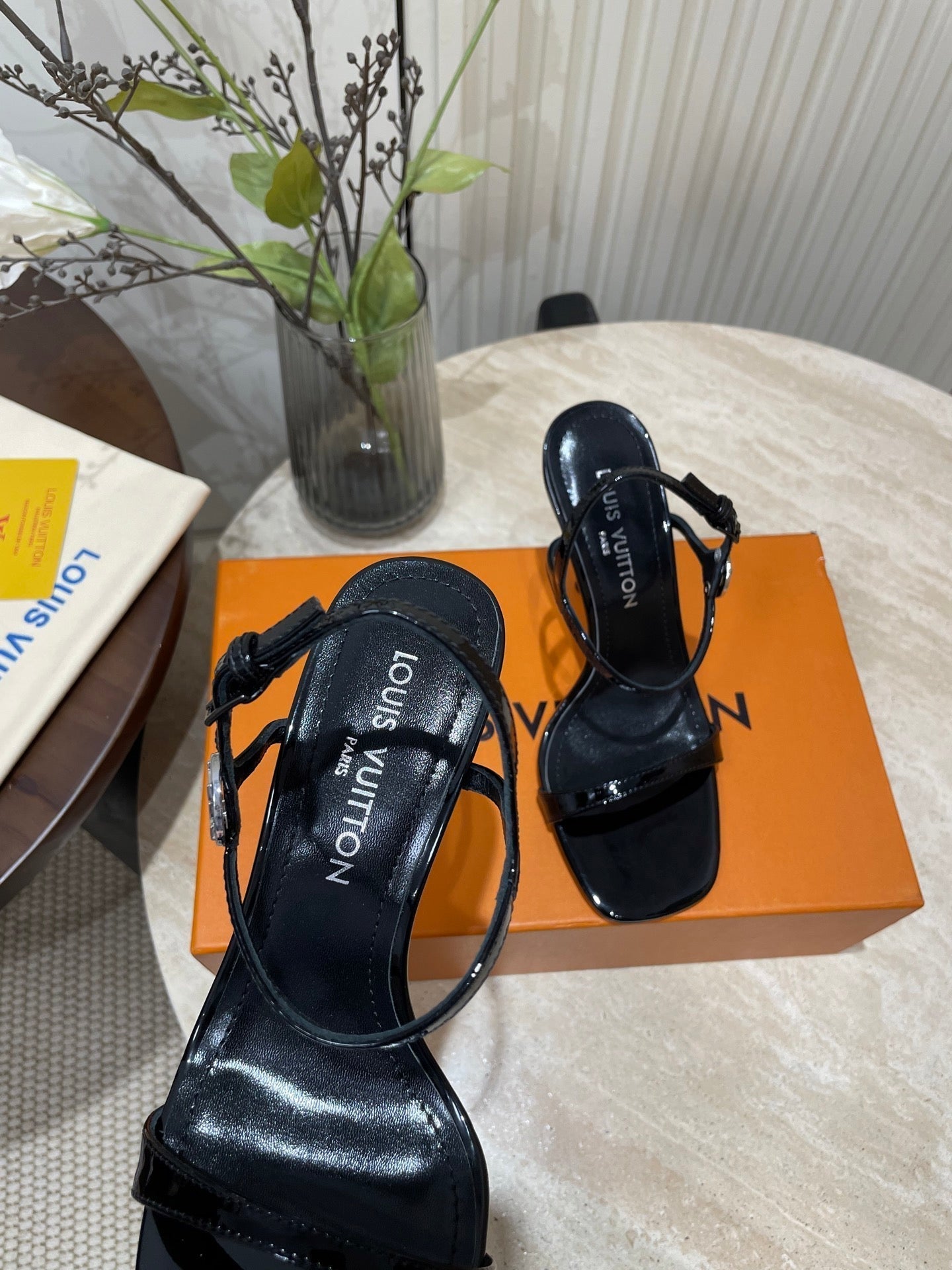 LOUIS VUITTON 6AM HIGH SANDAL 95 MM IN BLACK PATENT LAMBSKIN