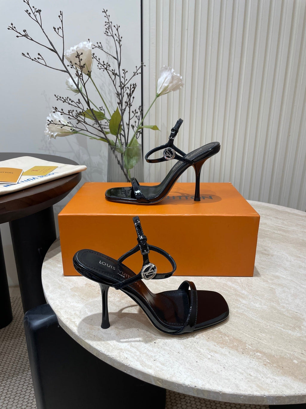 LOUIS VUITTON 6AM HIGH SANDAL 95 MM IN BLACK PATENT LAMBSKIN