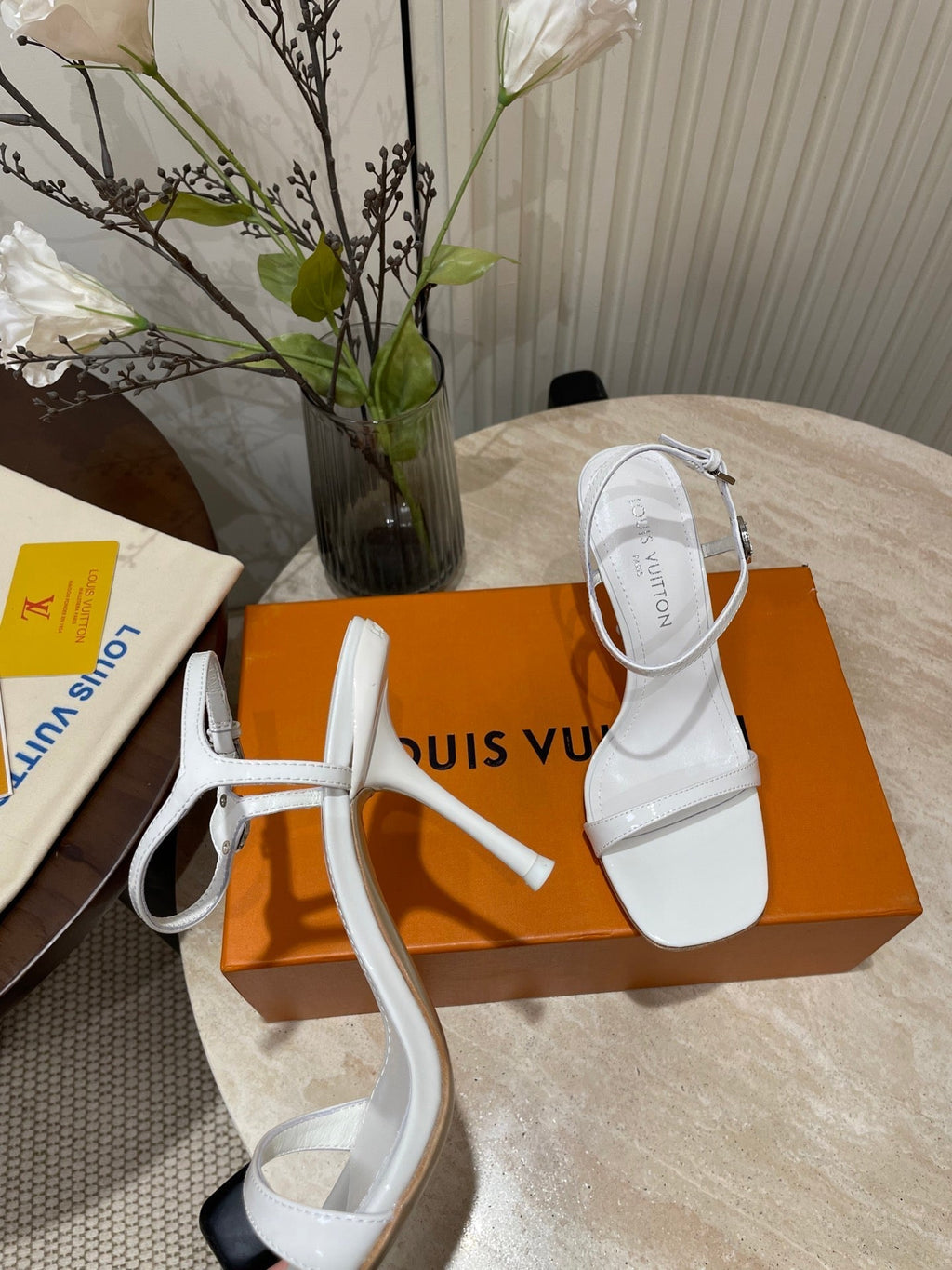 LOUIS VUITTON 6AM HIGH SANDAL 95 MM IN WHITE PATENT LAMBSKIN