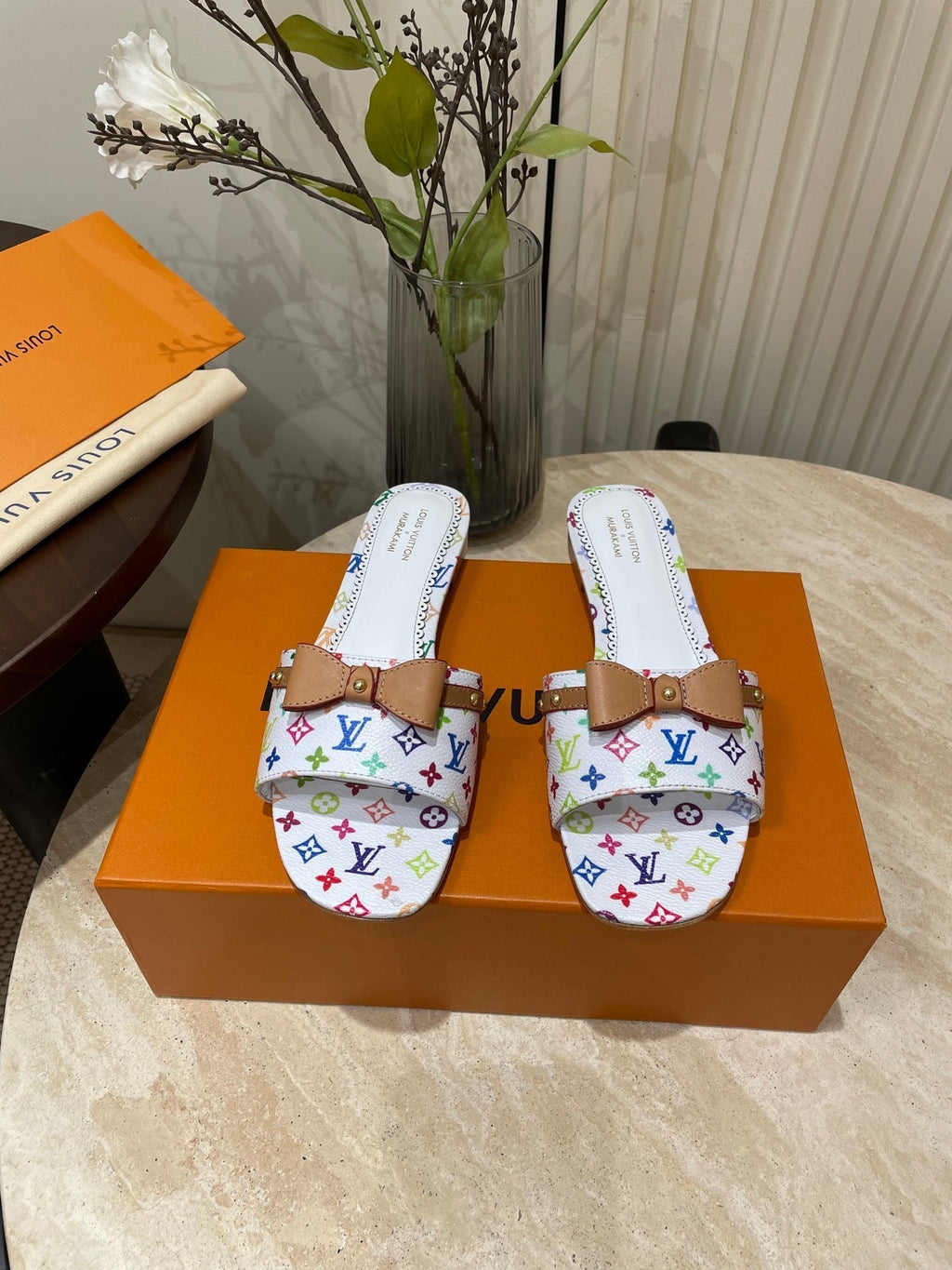 LOUIS VUITTON FLAT MULES IN WHITE MONOGRAM LAMBSKIN