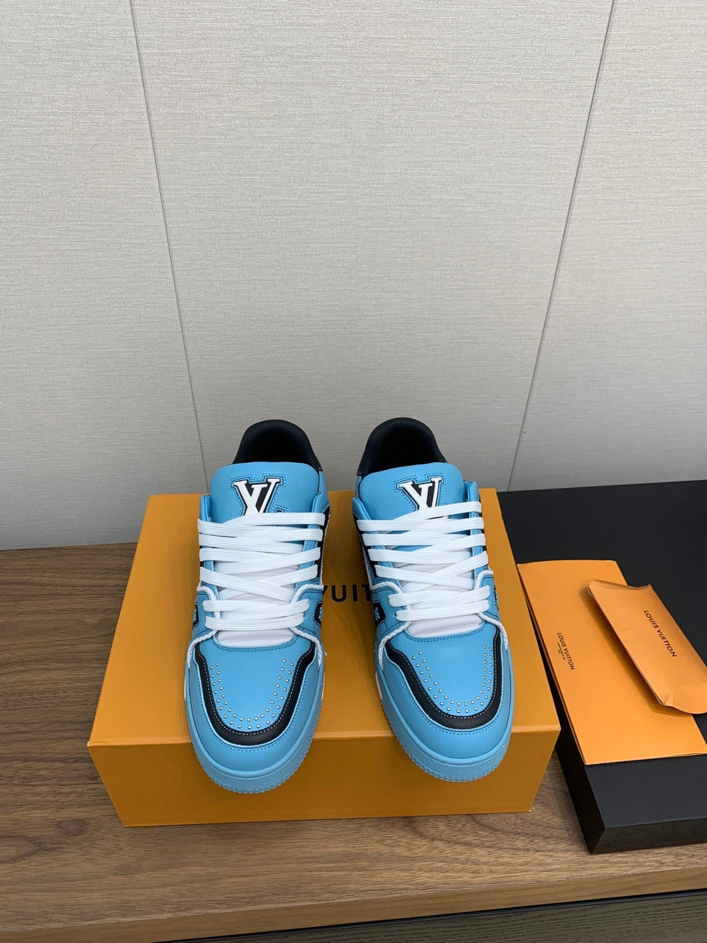 LOUIS VUITTON LV WOMEN'S TRAINER IN CERULEAN BLUE CALFSKIN