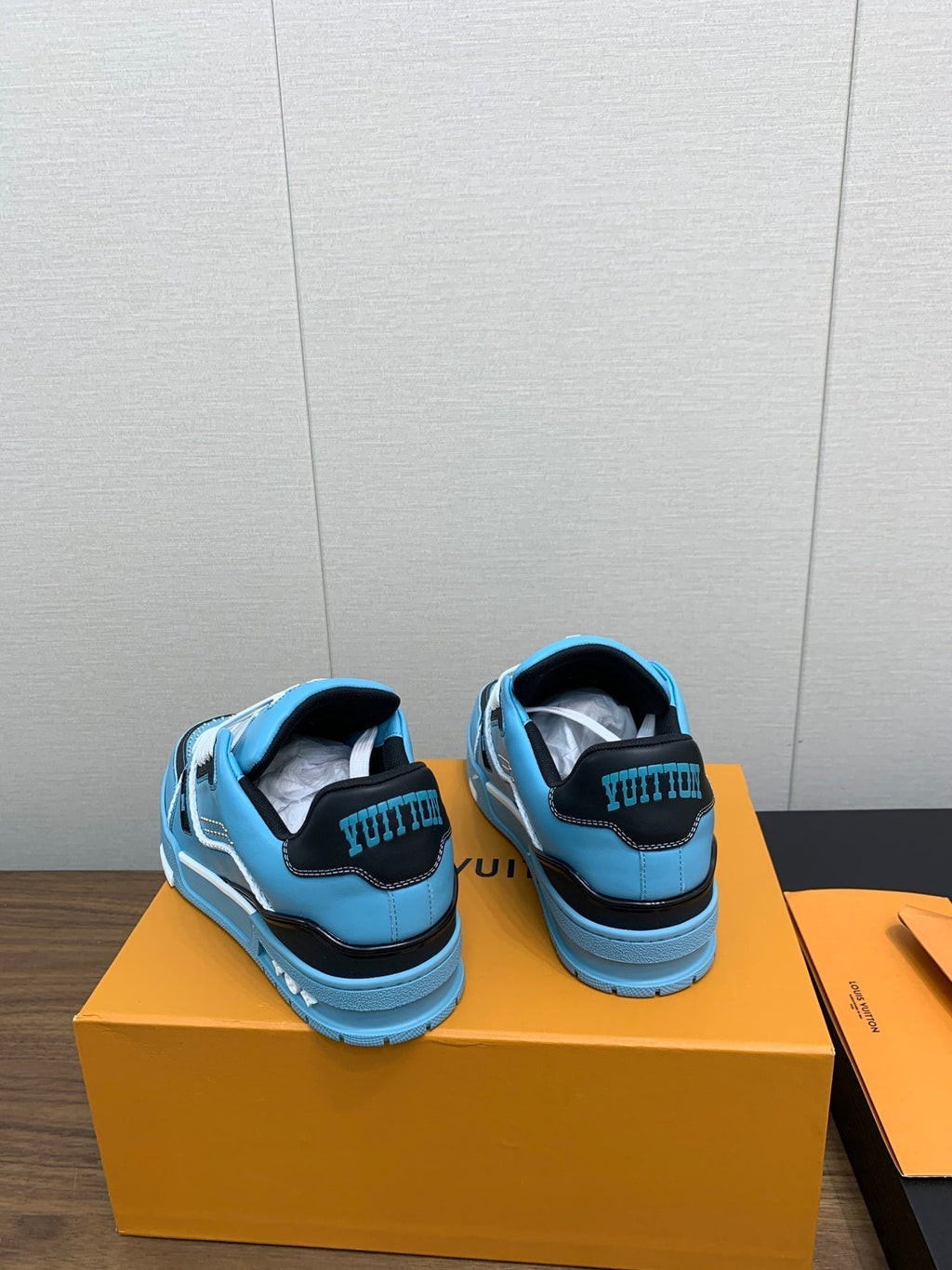 LOUIS VUITTON LV WOMEN'S TRAINER IN CERULEAN BLUE CALFSKIN