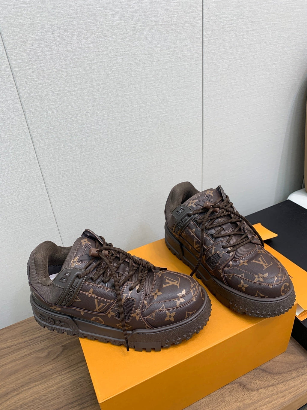 LOUIS VUITTON LV TRAINER IN CHOCOLATE BROWN MONOGRAM CALFSKIN