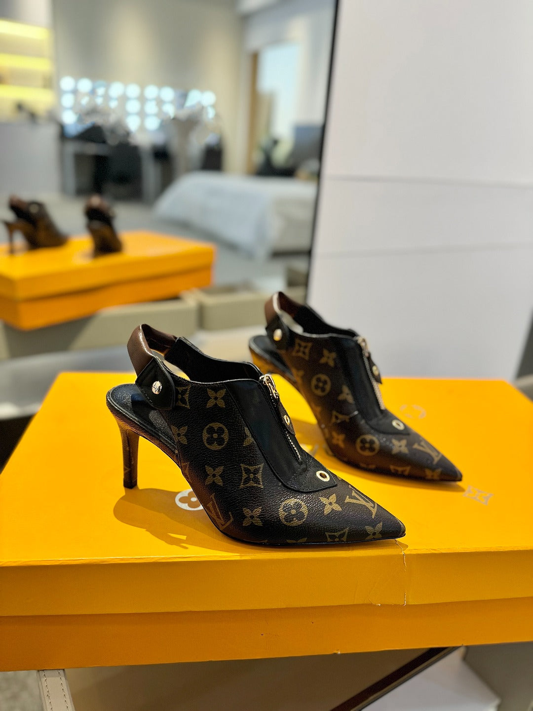 LOUIS VUITTON ALLURE HIGH 8 CM SLINGBACK IN CHOCOLATE BROWN MONOGRAM CALFSKIN