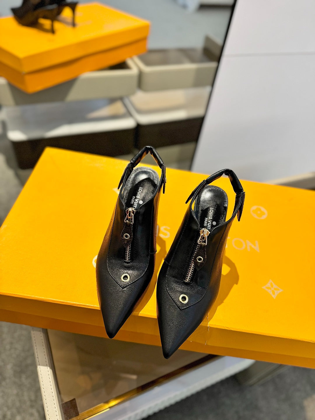 LOUIS VUITTON ALLURE HIGH 8 CM SLINGBACK IN BLACK CALFSKIN