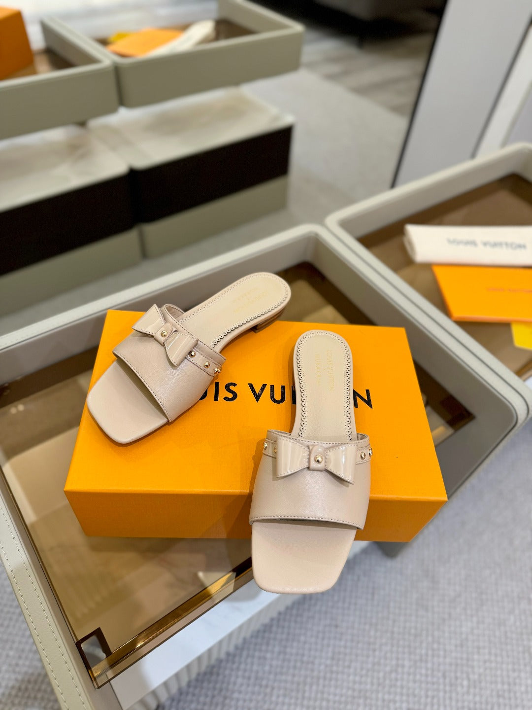 LOUIS VUITTON LV X TM 6AM FLAT MULE IN LINEN TAN CALFSKIN