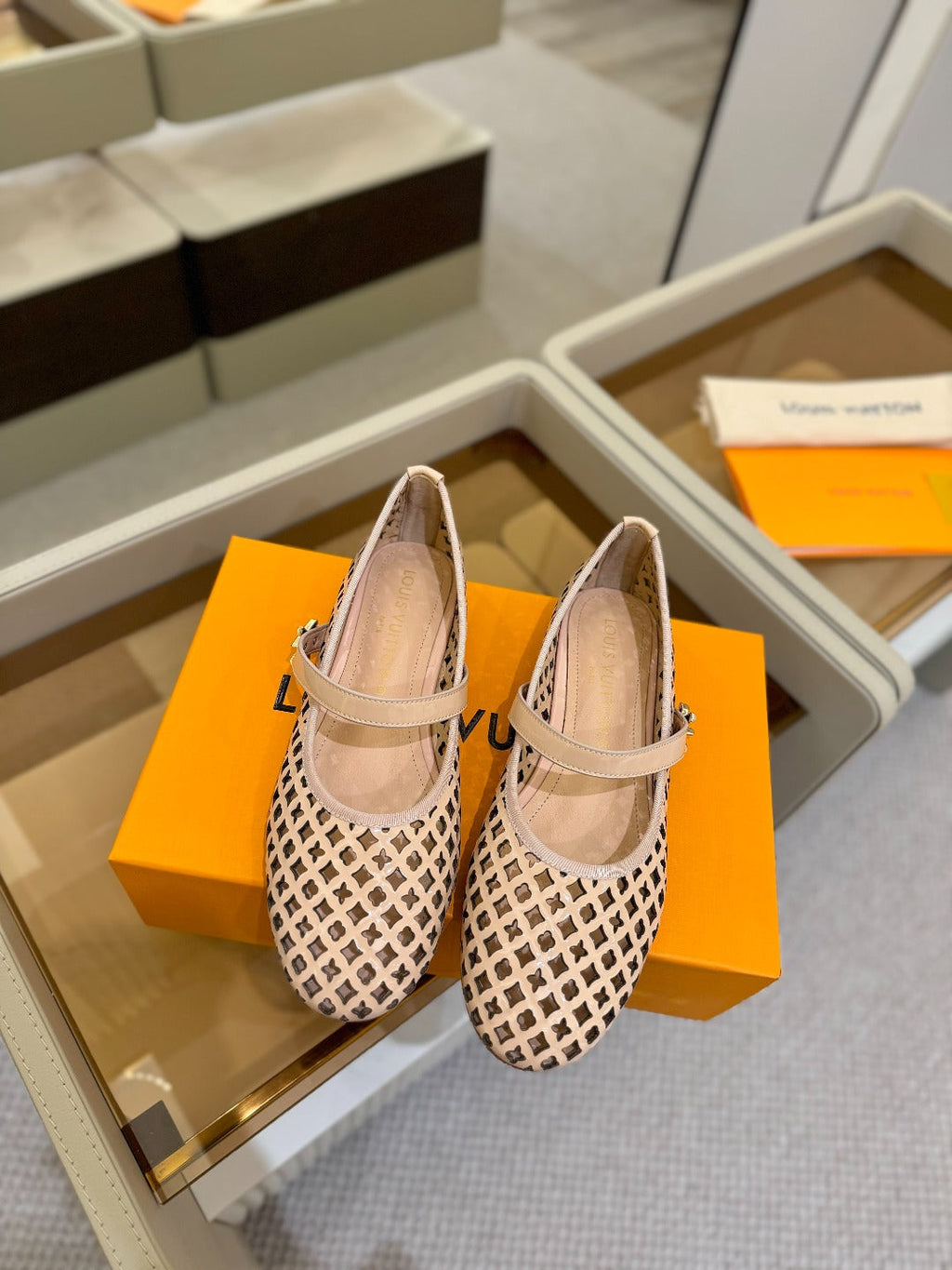 LOUIS VUITTON ROMY FLAT BALLERINA IN LIGHT PINK MESH PATENT CALFSKIN