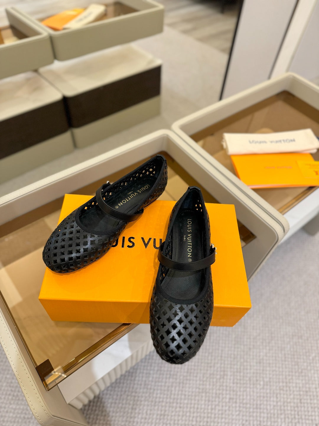 LOUIS VUITTON ROMY FLAT BALLERINA IN BLACK MESH CALFSKIN