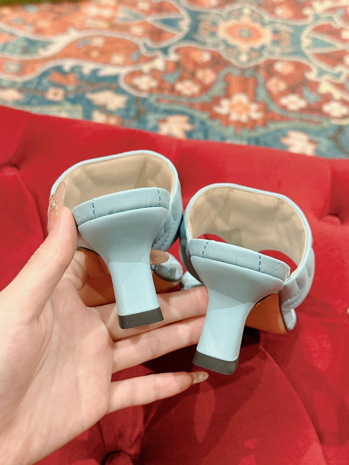 GUCCI HIGH THONG MULE 55MM IN SKY BLUE CALFSKIN WITH GOLD HARDWARE