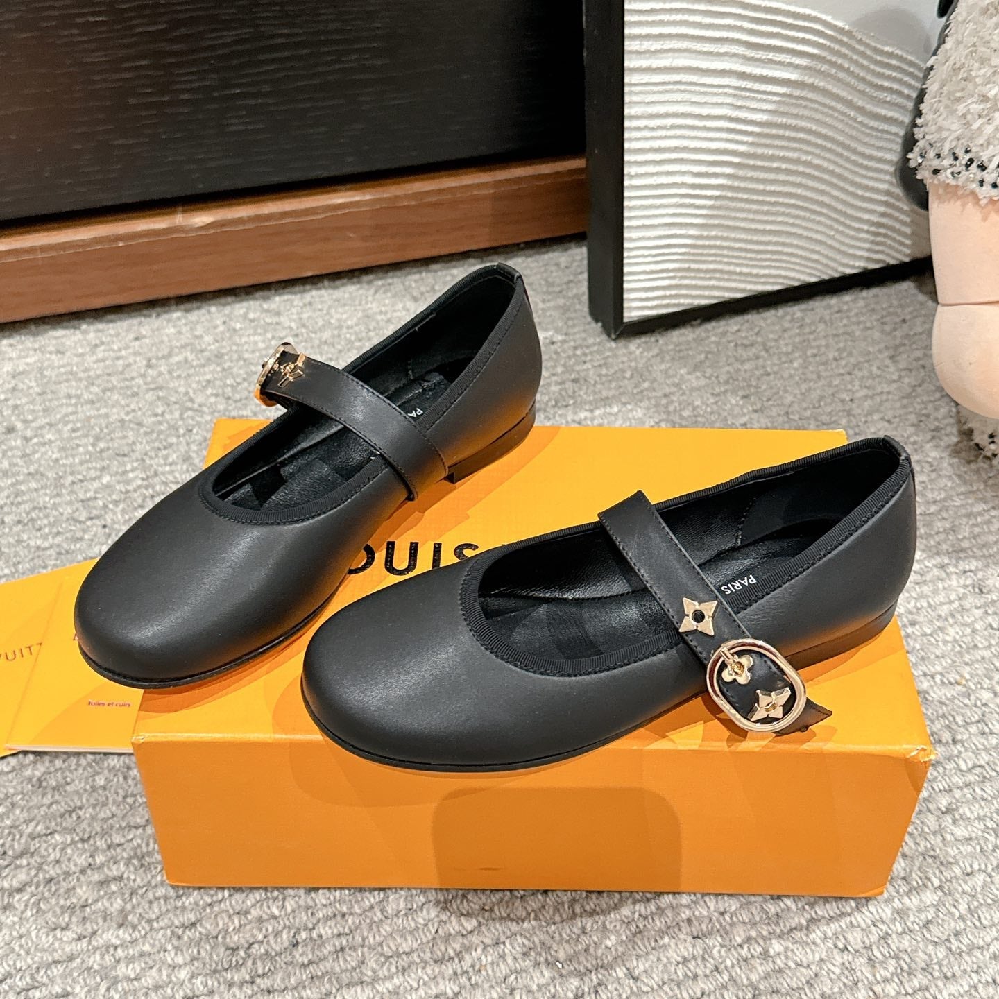 LOUIS VUITTON MARY JANE SHOES IN BLACK SHEEPSKIN