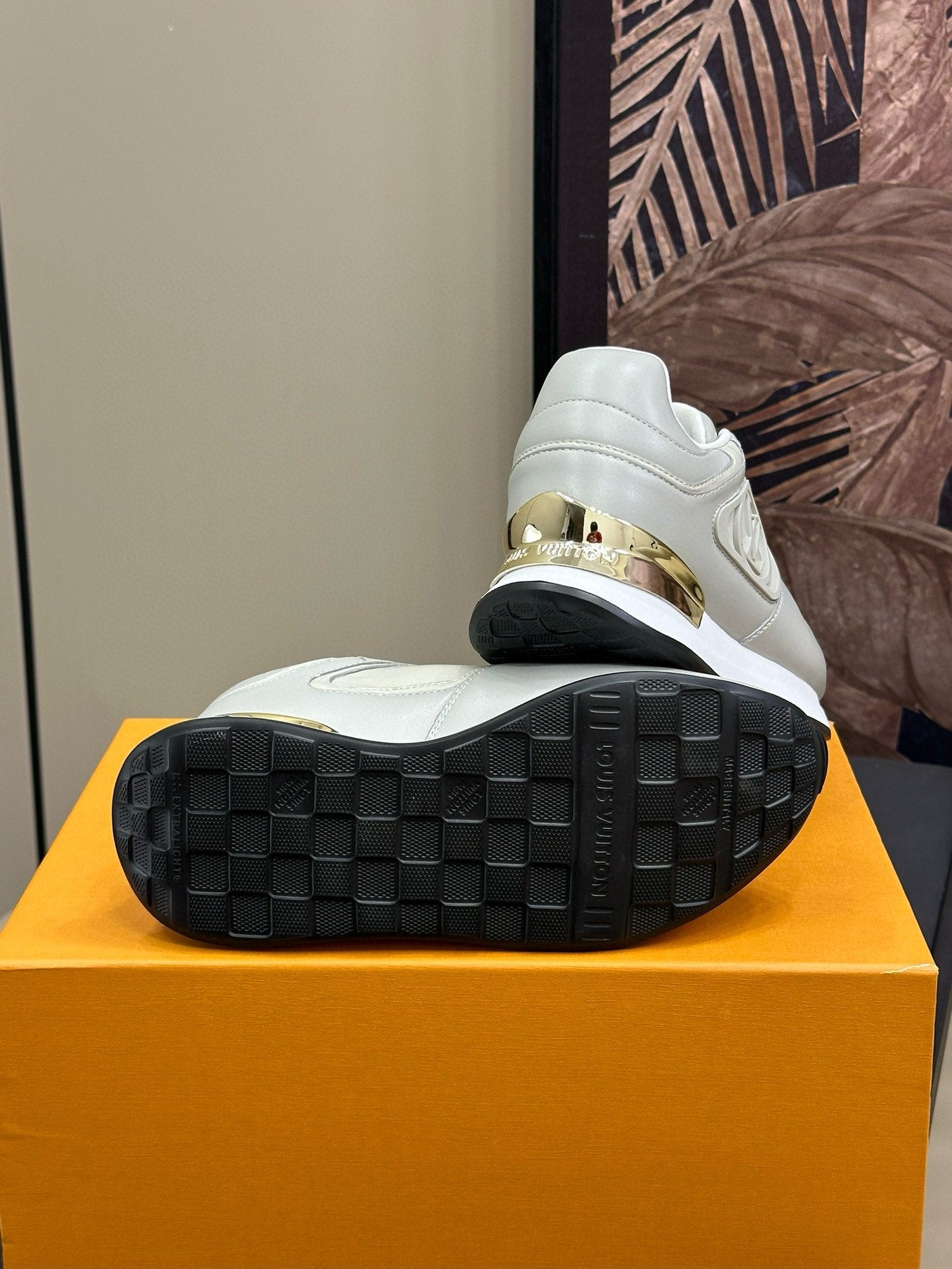 LOUIS VUITTON LV NEO RUN AWAY SNEAKER IN DOLPHIN GRAY CALFSKIN
