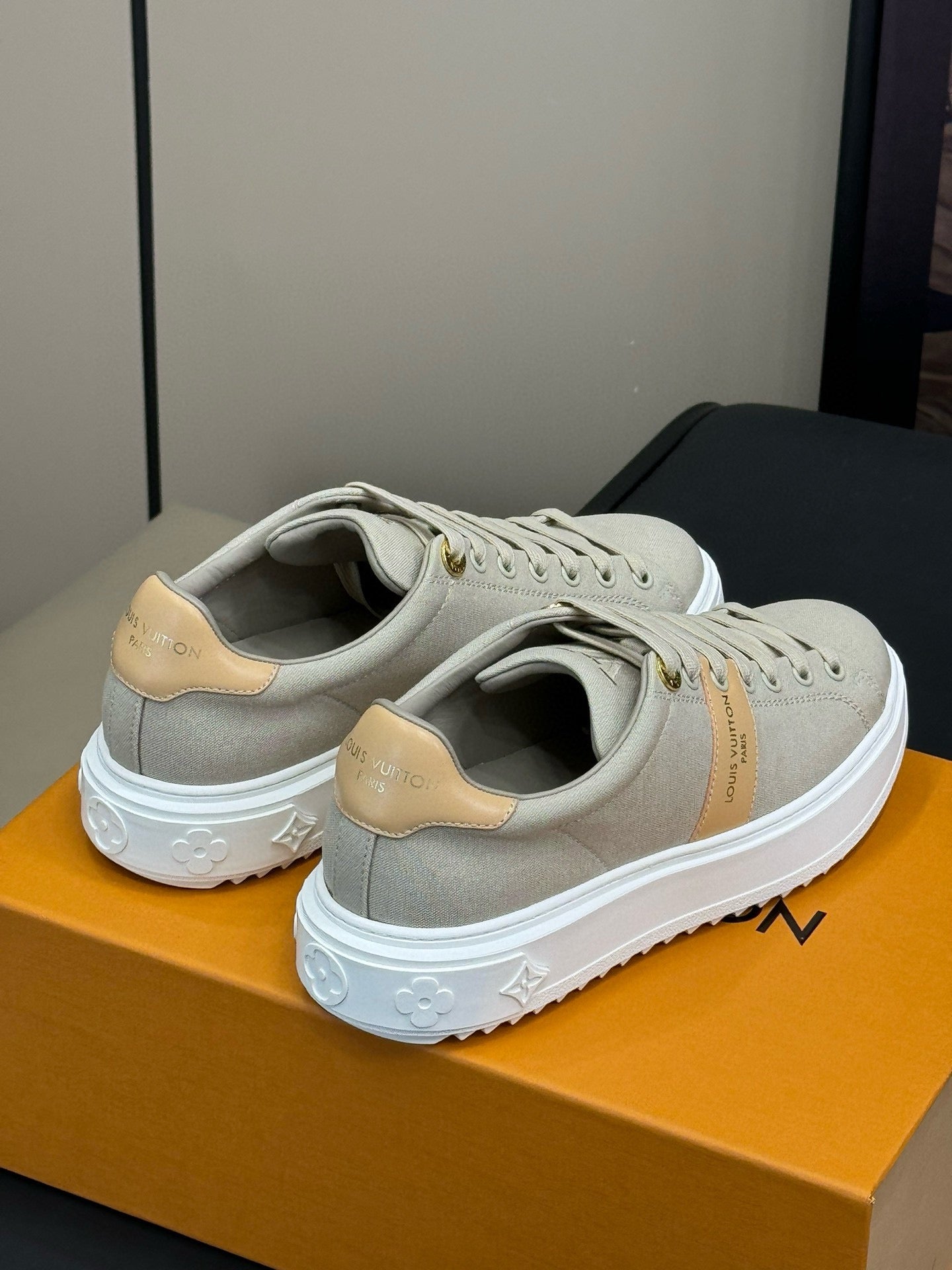 LOUIS VUITTON LV TIME OUT SNEAKER IN PASTEL GRAY MIX MACAROON GOLD CANVAS