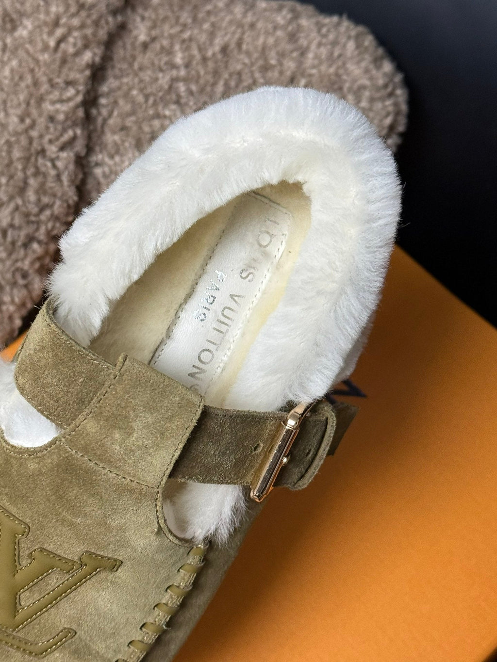 LOUIS VUITTON COLORADO COMFORT MARY JANE IN SAND BEIGE SUEDE AND SHEARLING LINING