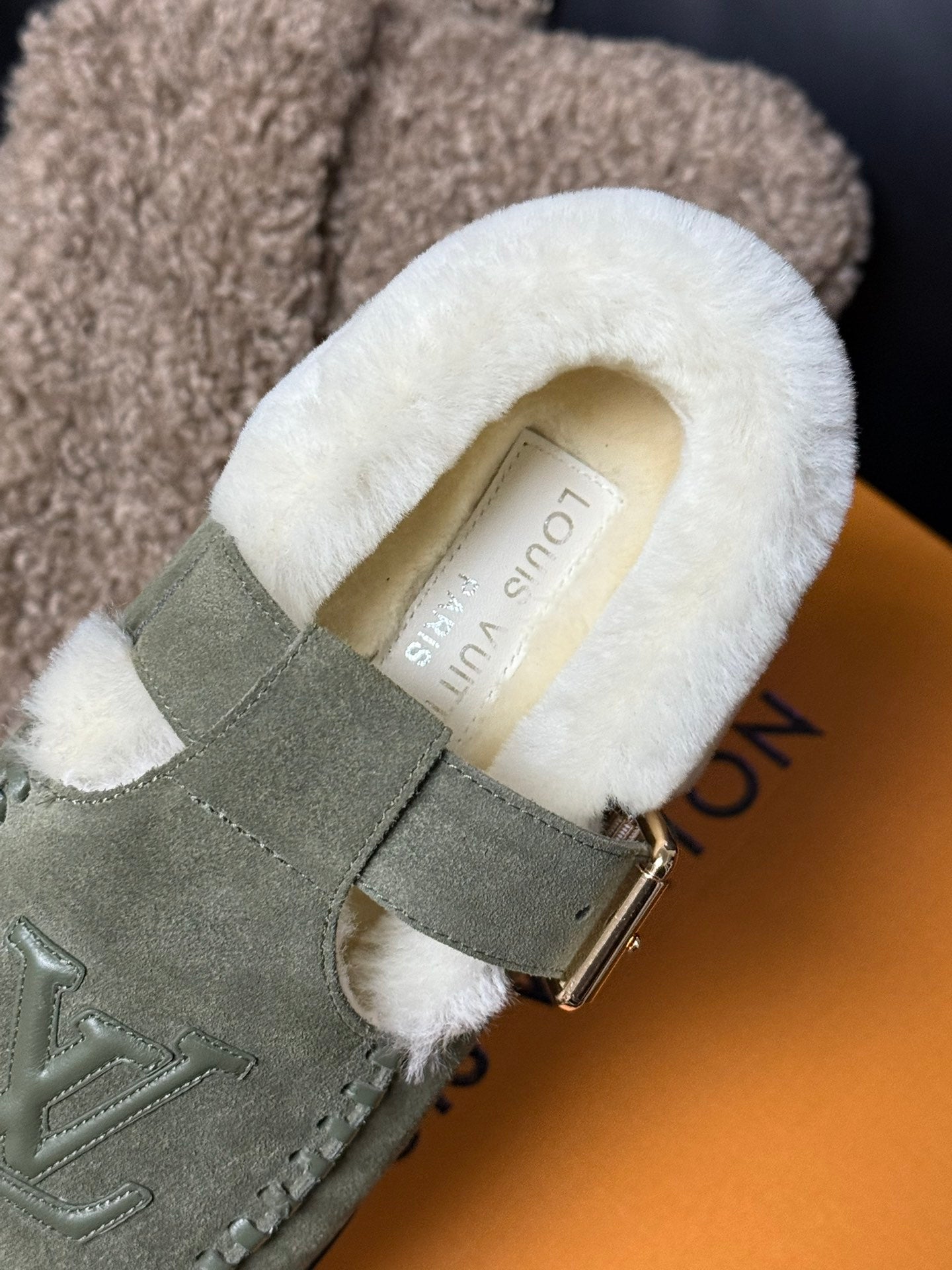 LOUIS VUITTON COLORADO COMFORT MARY JANE IN BASIL GREEN SUEDE AND SHEARLING LINING