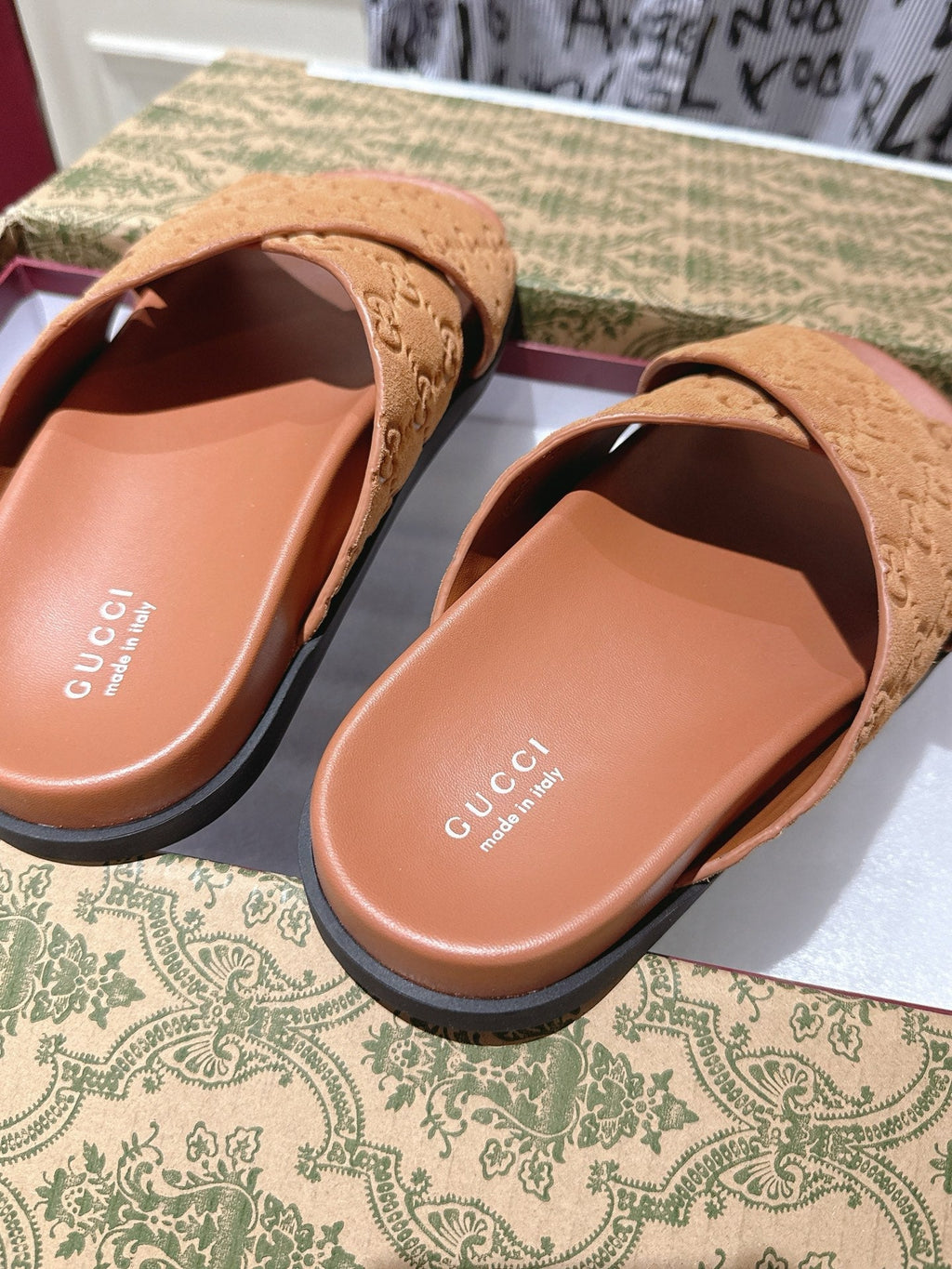 GUCCI SLIDES IN BURNT ORANGE SUEDE WITH EMBOSSED LOGO STYLE 11
