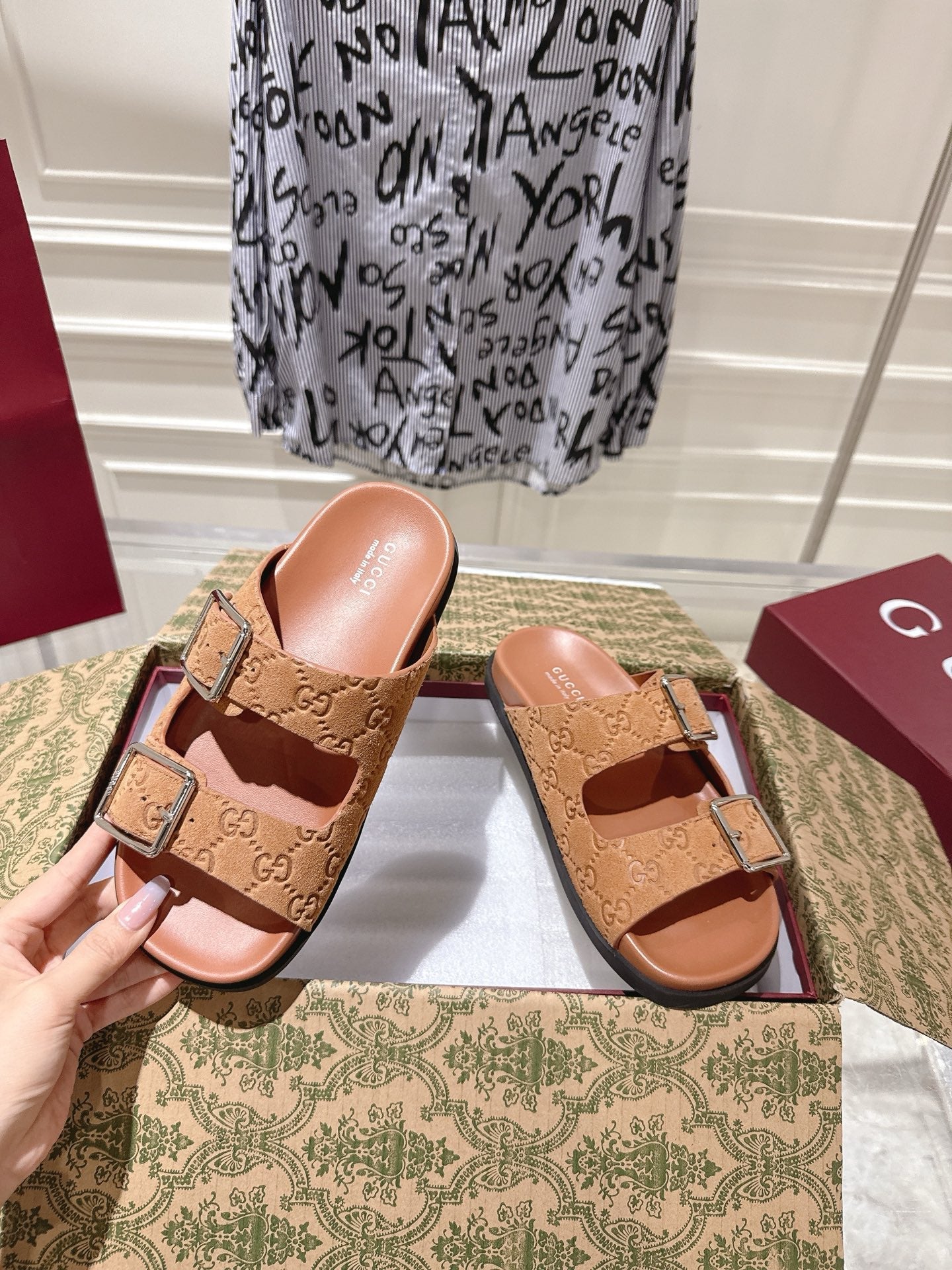 GUCCI SANDALS IN BURNT ORANGE SUEDE EMBOSSED LOGO SILVER HARDWARE