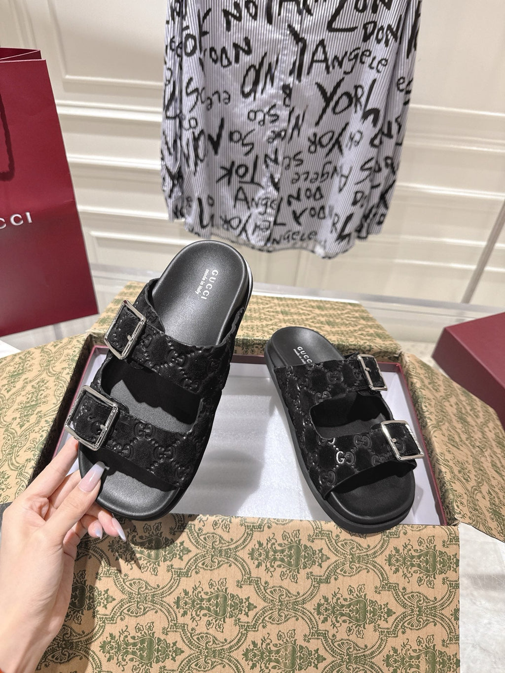 GUCCI SANDALS IN BLACK SUEDE EMBOSSED LOGO SILVER HARDWARE