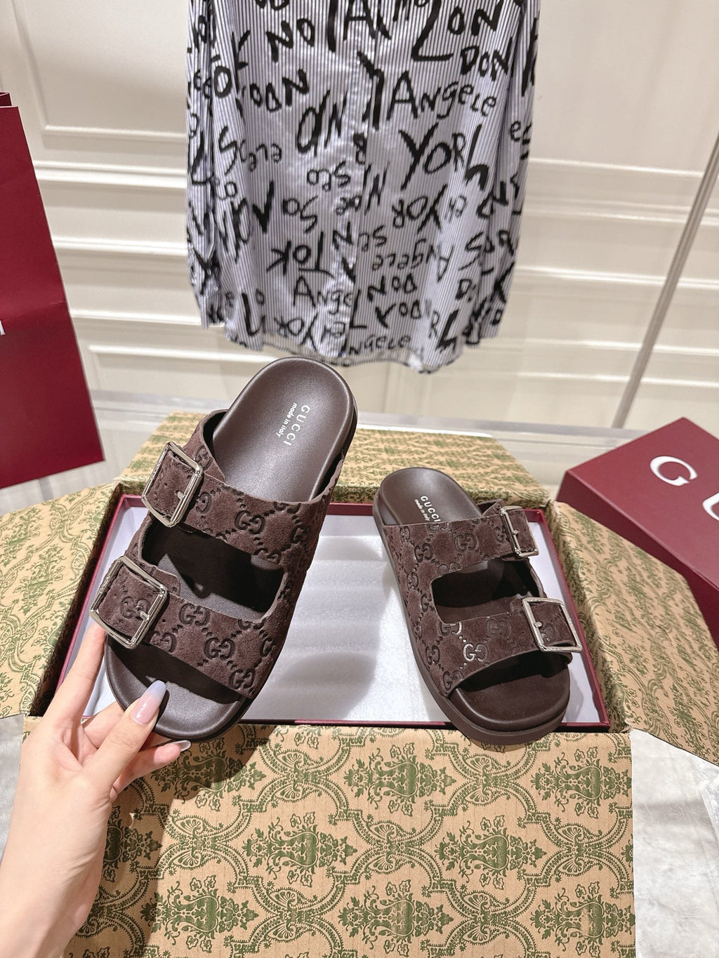 GUCCI SANDALS IN NAVY BROWN SUEDE EMBOSSED LOGO SILVER HARDWARE