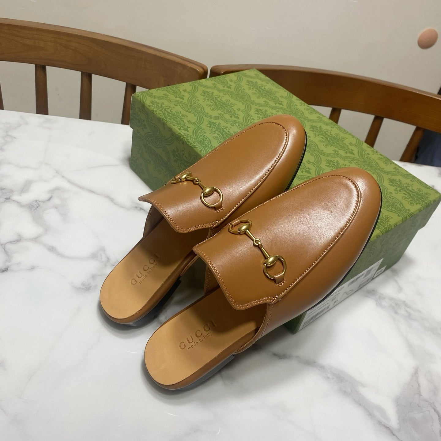 GUCCI MULES IN BROWN LAMBSKIN GOLD HARD WARE