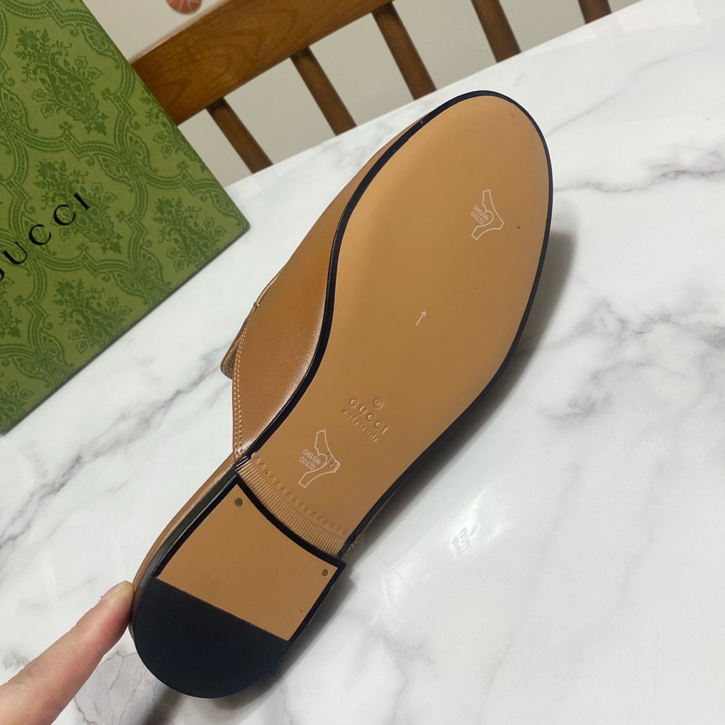 GUCCI MULES IN BROWN LAMBSKIN GOLD HARD WARE