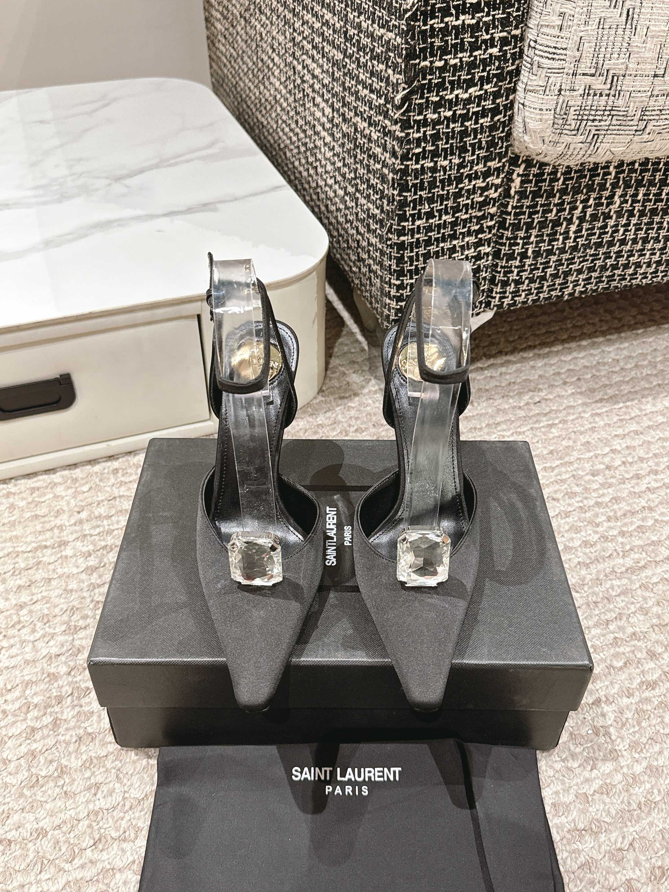 LOUIS VUITTON AIMÉE HIGH 75 MM SLINGBACK PUMPS IN BLACK SATIN WITH CRYSTAL