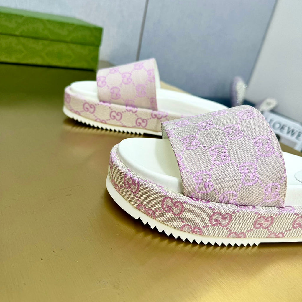 GUCCI PLATFORM SLIDE SANDAL PASTEL PINK CANVAS
