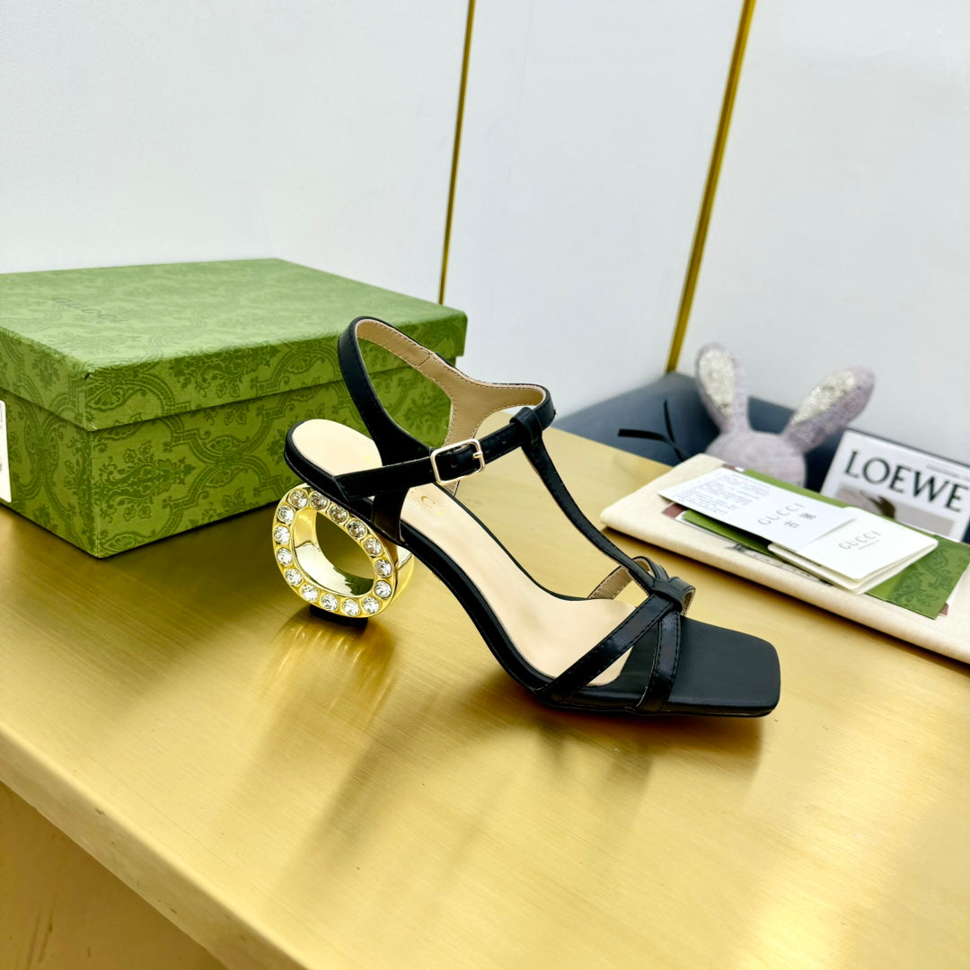 GUCCI MEDIUM-HEEL SANDAL IN BLACK CALFSKIN GOLD HARDWARE WITH RHINSTONES