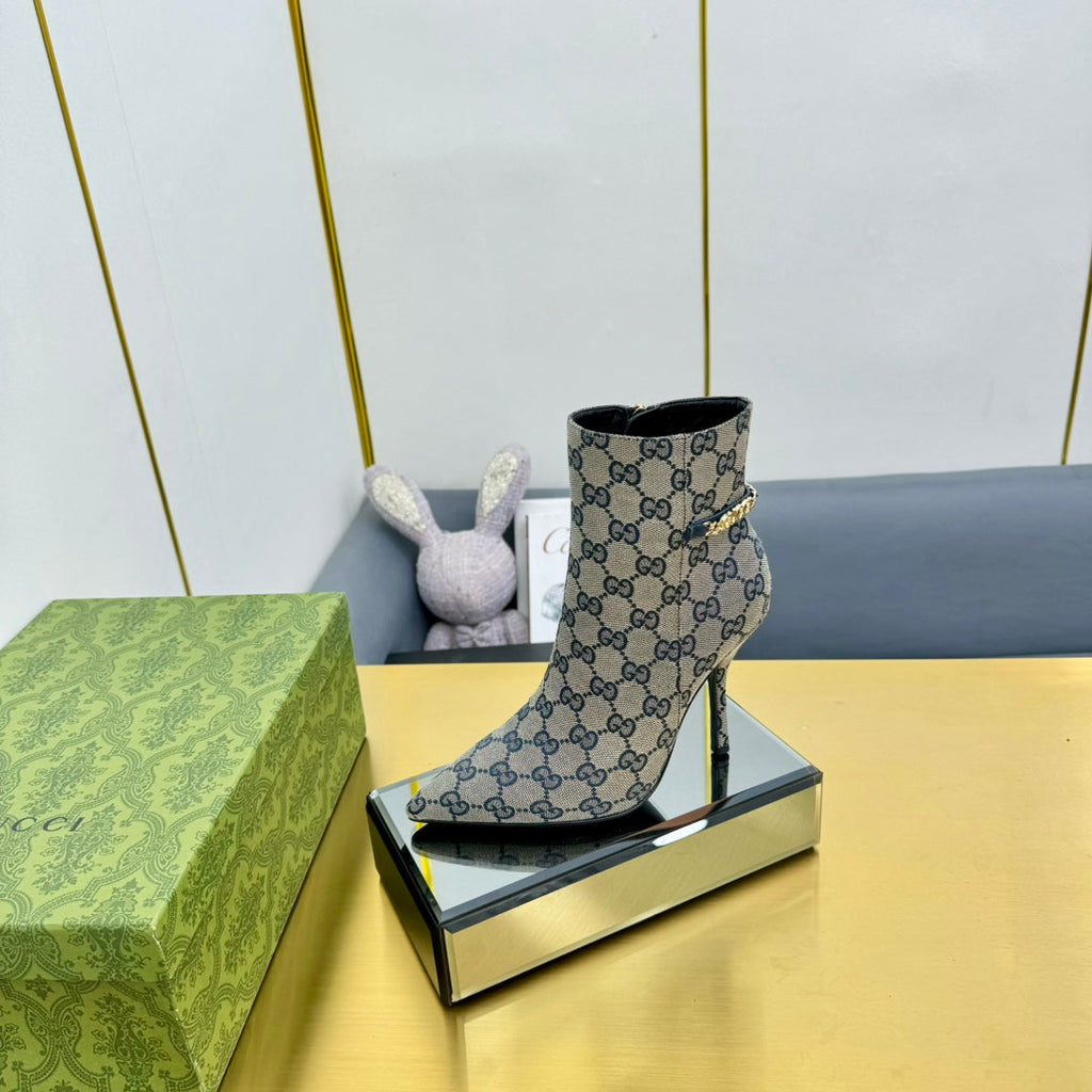 GUCCI SIGNORIA ANKLE BOOT IN PALE GRAY MONOGRAM CANVAS