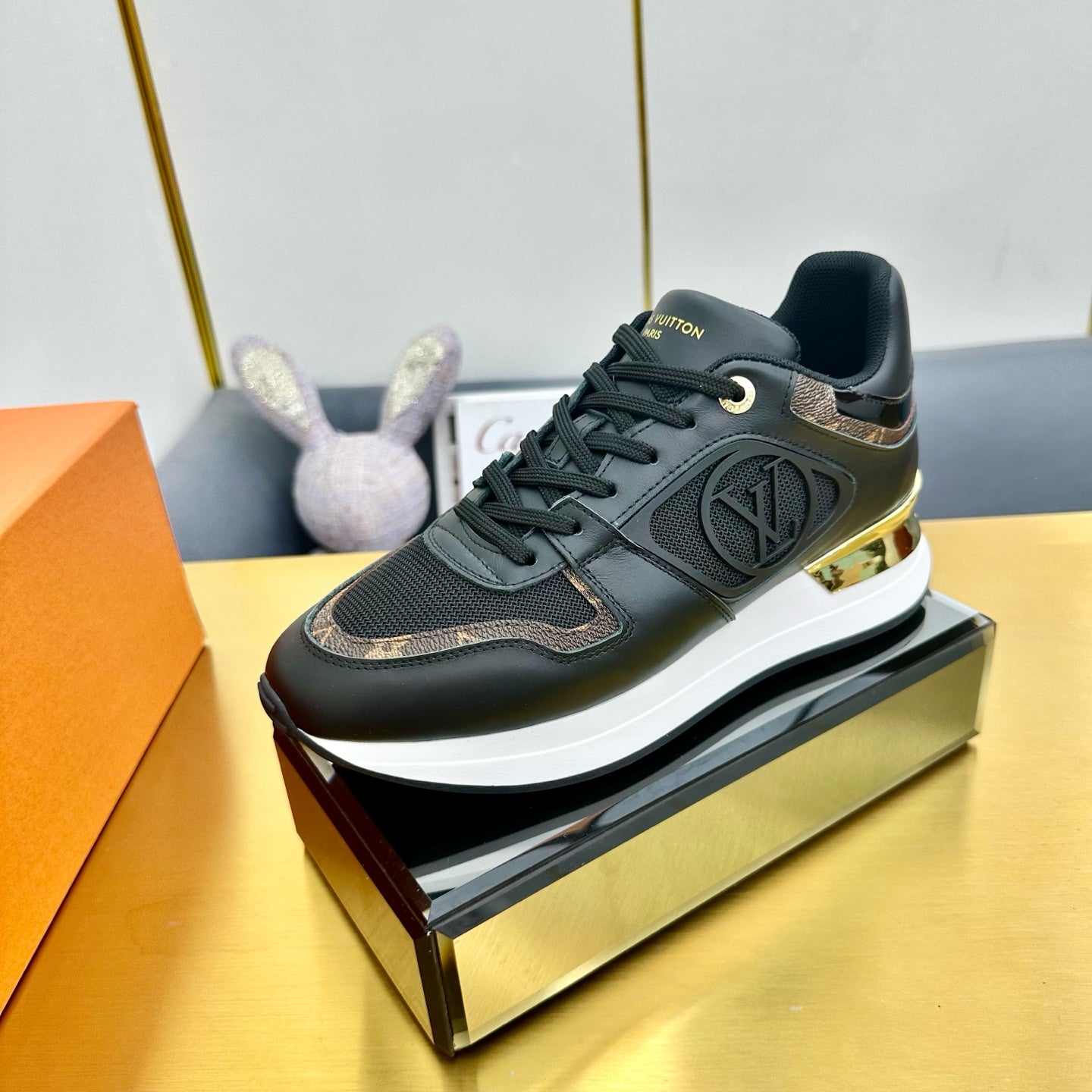 LOUIS VUITTON NEO RUN AWAY SNEAKER IN BLACK CALFSKIN