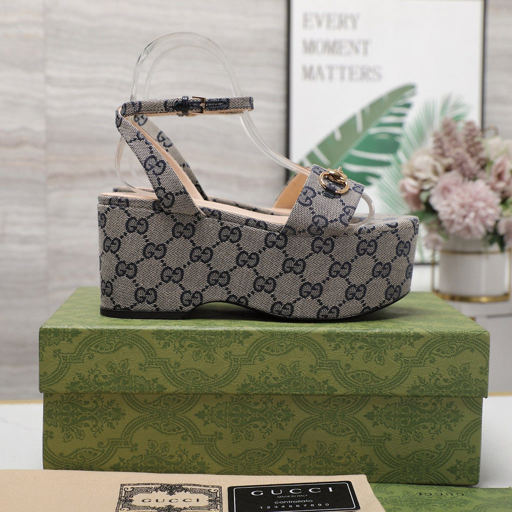 GUCCI Horsebit Wedges Sandals Light Grey