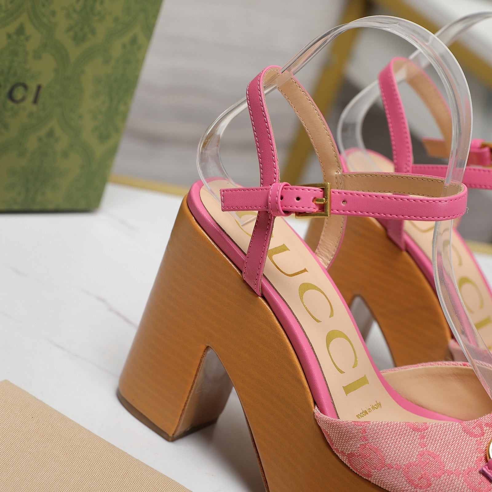 GUCCI HORSEBIT WEDGE SANDAL IN PINK MONOGRAM JACQUARD FABRIC AND SHEEPSKIN LINING