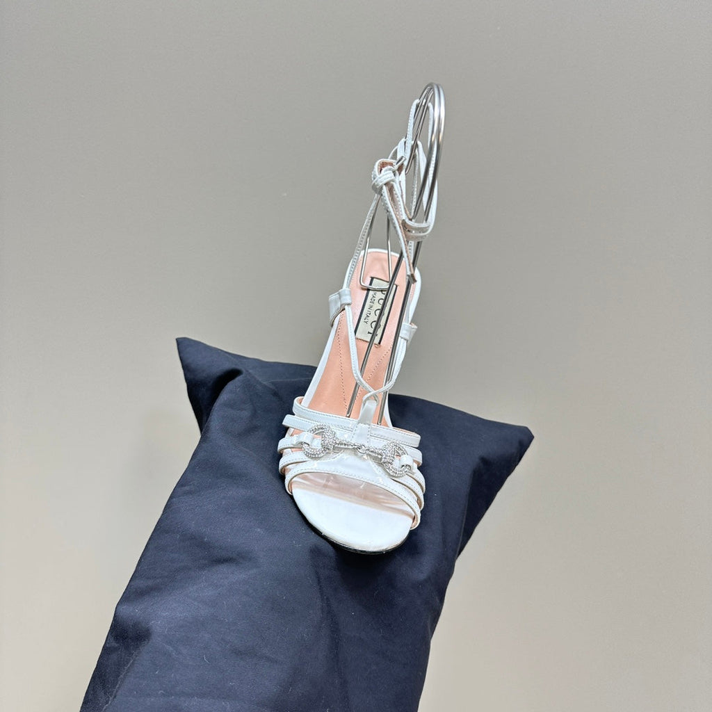 GUCCI CRYSTAL HORSEBIT STRAPPY SANDAL 10.5CM IN WHITE PATENT LEATHER