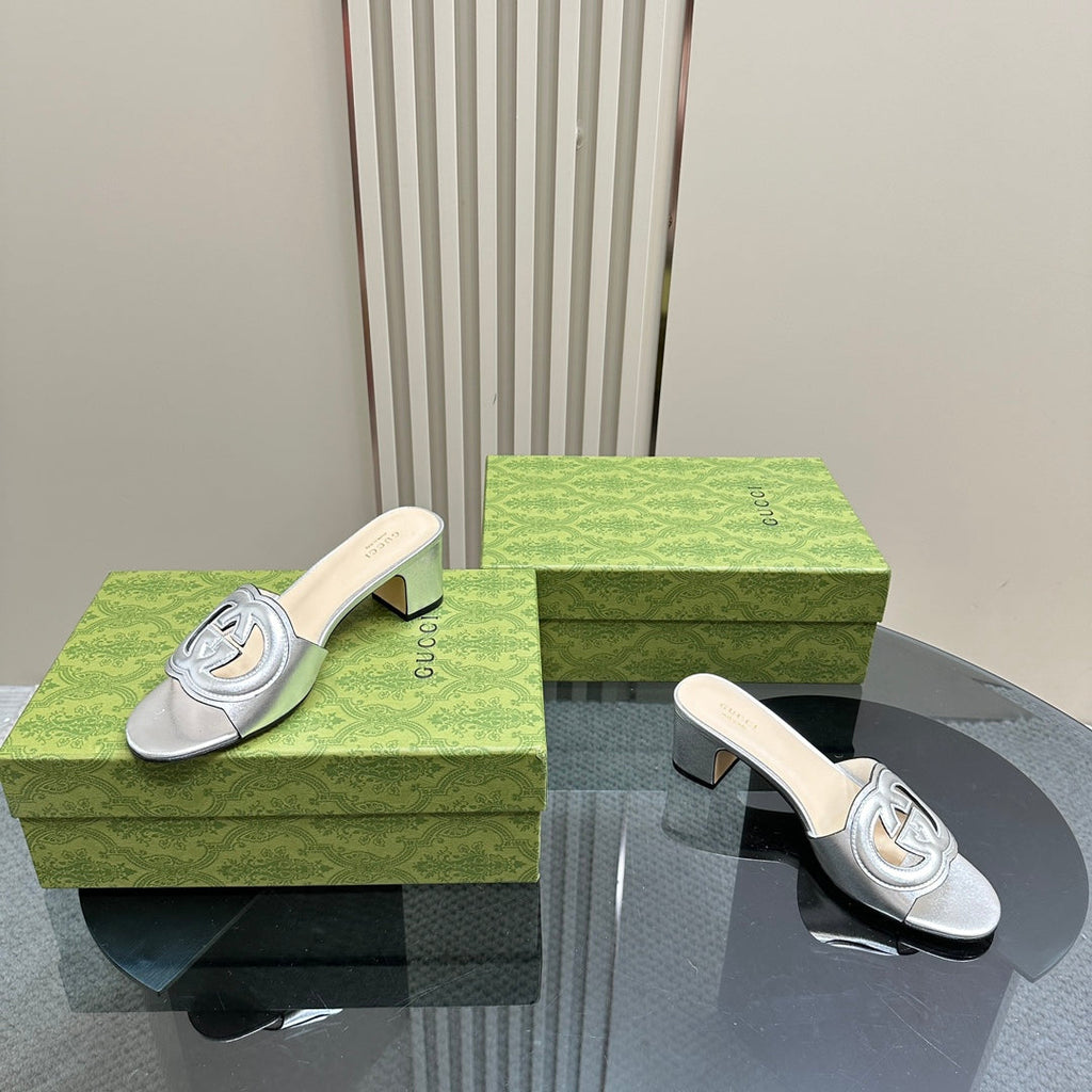 GUCCI MID-HEEL 5 CM MULE IN SILVER CALFSKIN