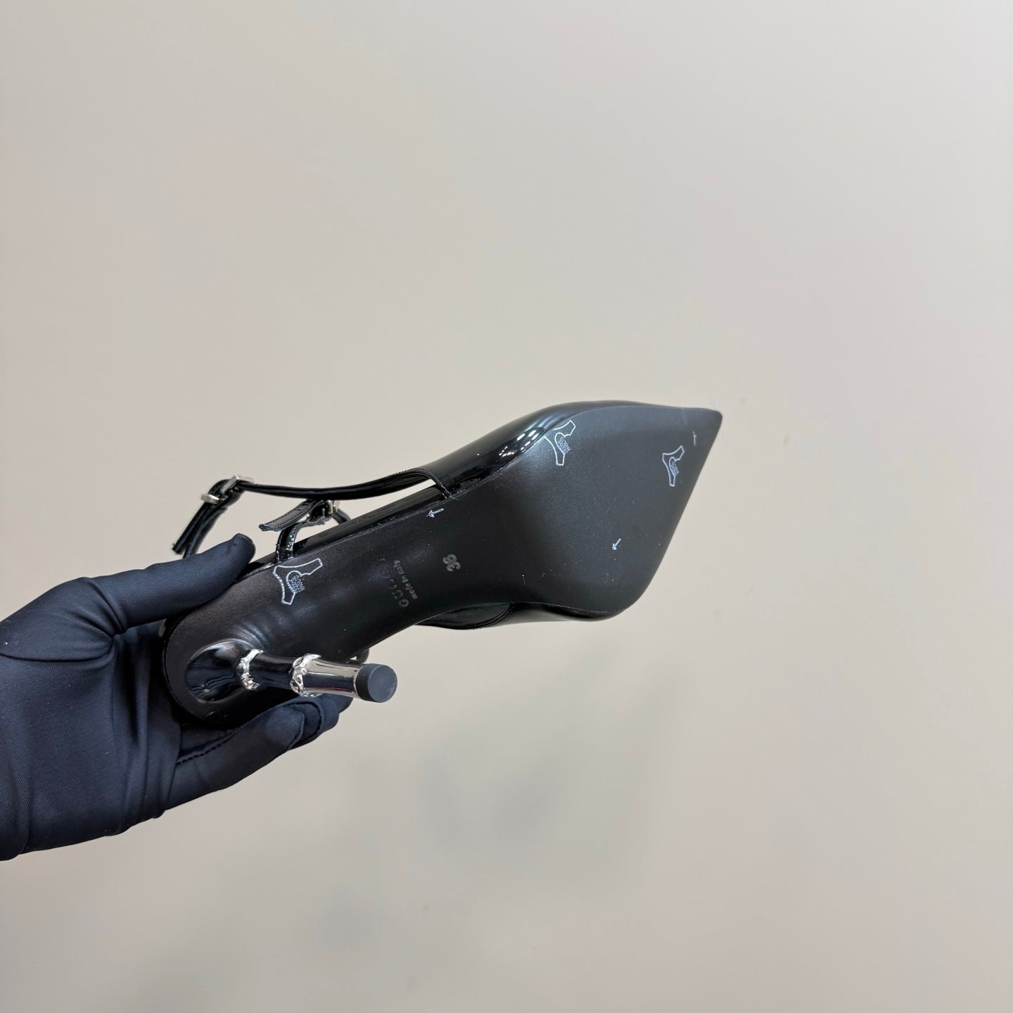 GUCCI POINTED-TOE HIGH BAMBOO-EFFECT HEEL SLINGBACK IN BLACK PATENT CALFSKIN