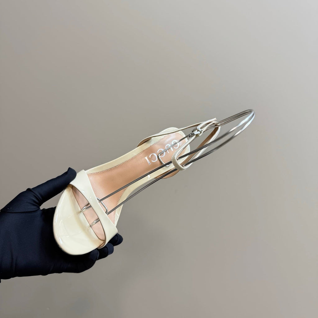 GUCCI STRAP HIGH BAMBOO-EFFECT HEEL SANDAL IN CREAM PATENT CALFSKIN