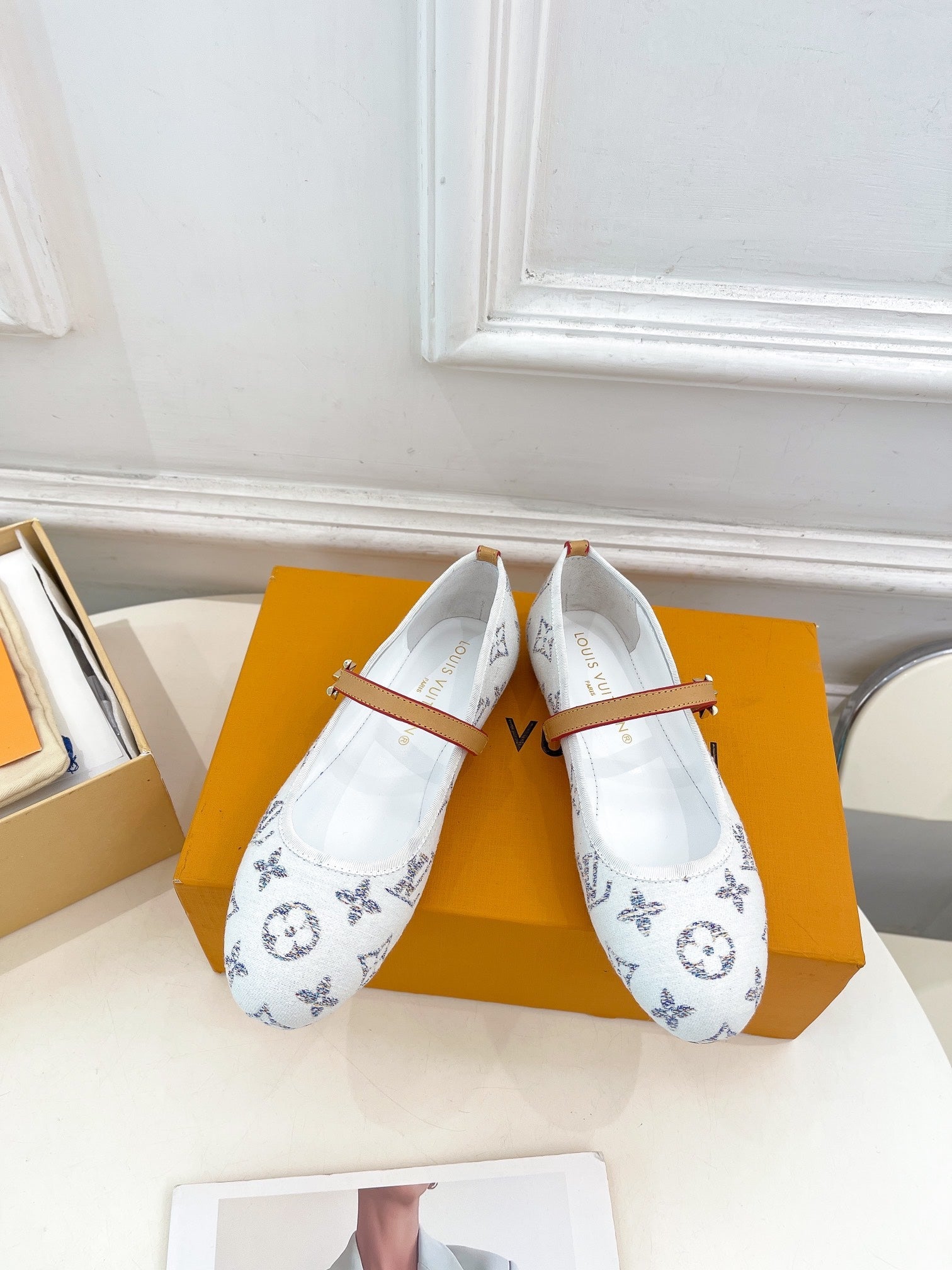LOUIS VUITTON LV WOMEN ROMY FLAT BALLERINA IN WHITE MONOGRAM JACQUARD