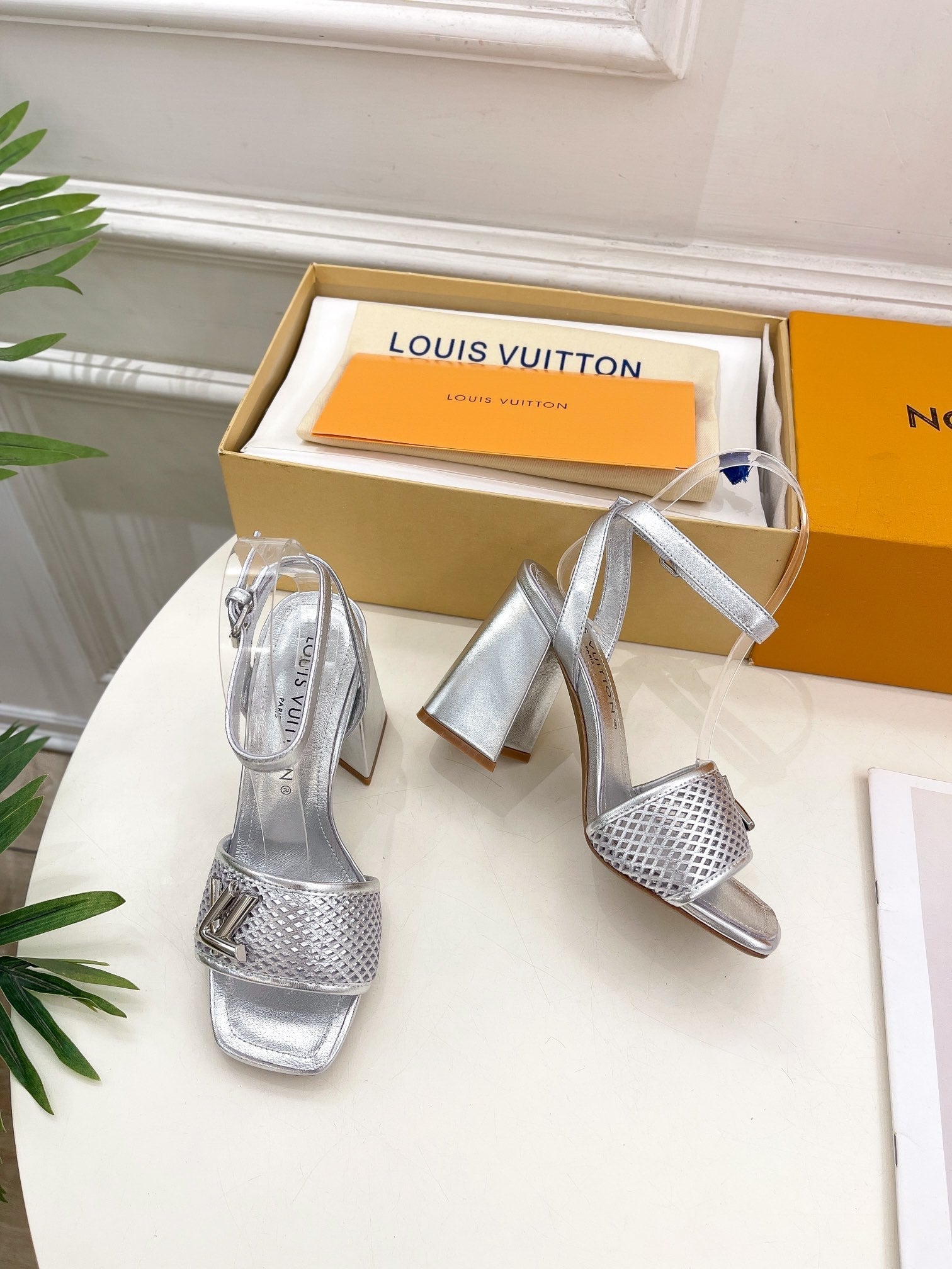 LOUIS VUITTON LV WOMEN HIGH SANDAL IN SILVER CALFSKIN