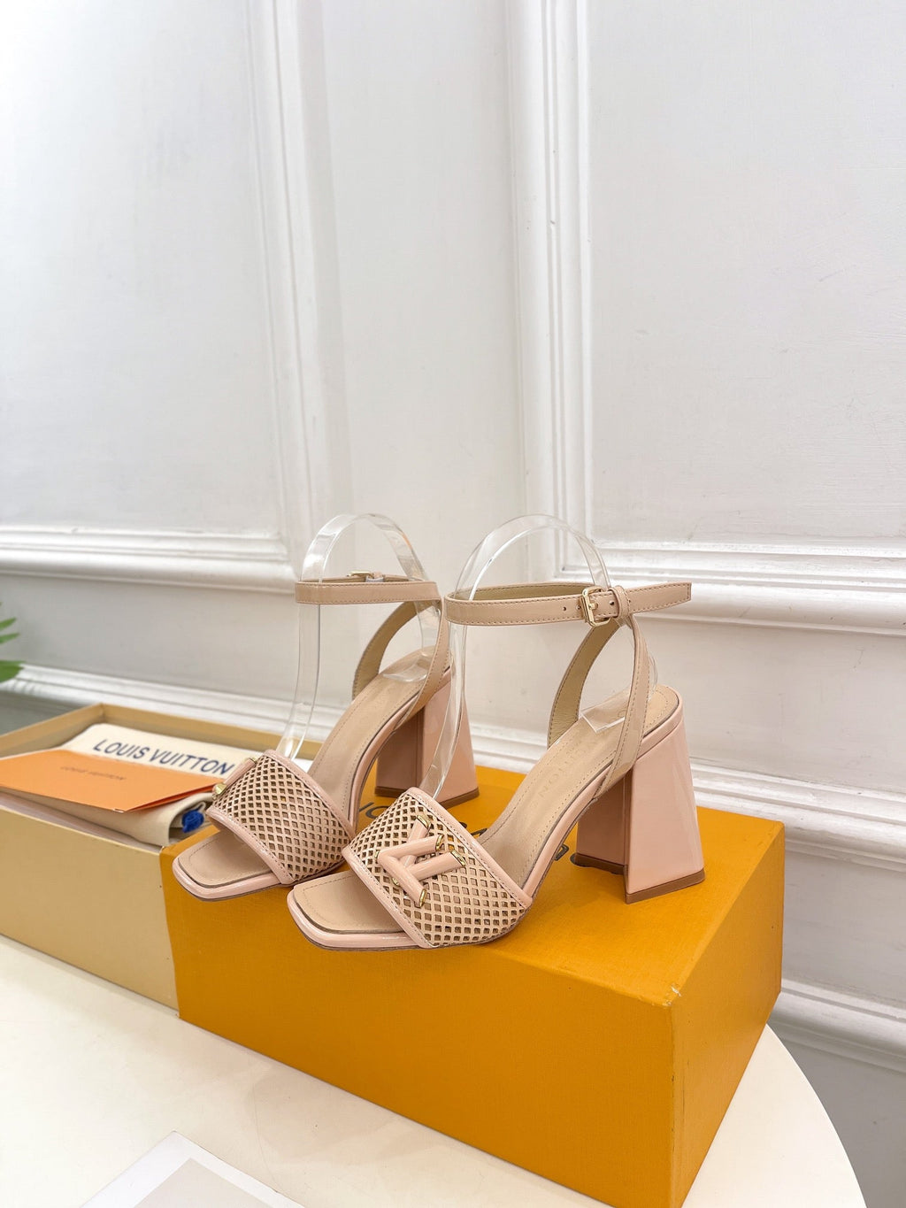 LOUIS VUITTON LV WOMEN HIGH SANDAL IN BEIGE CREAM CALFSKIN
