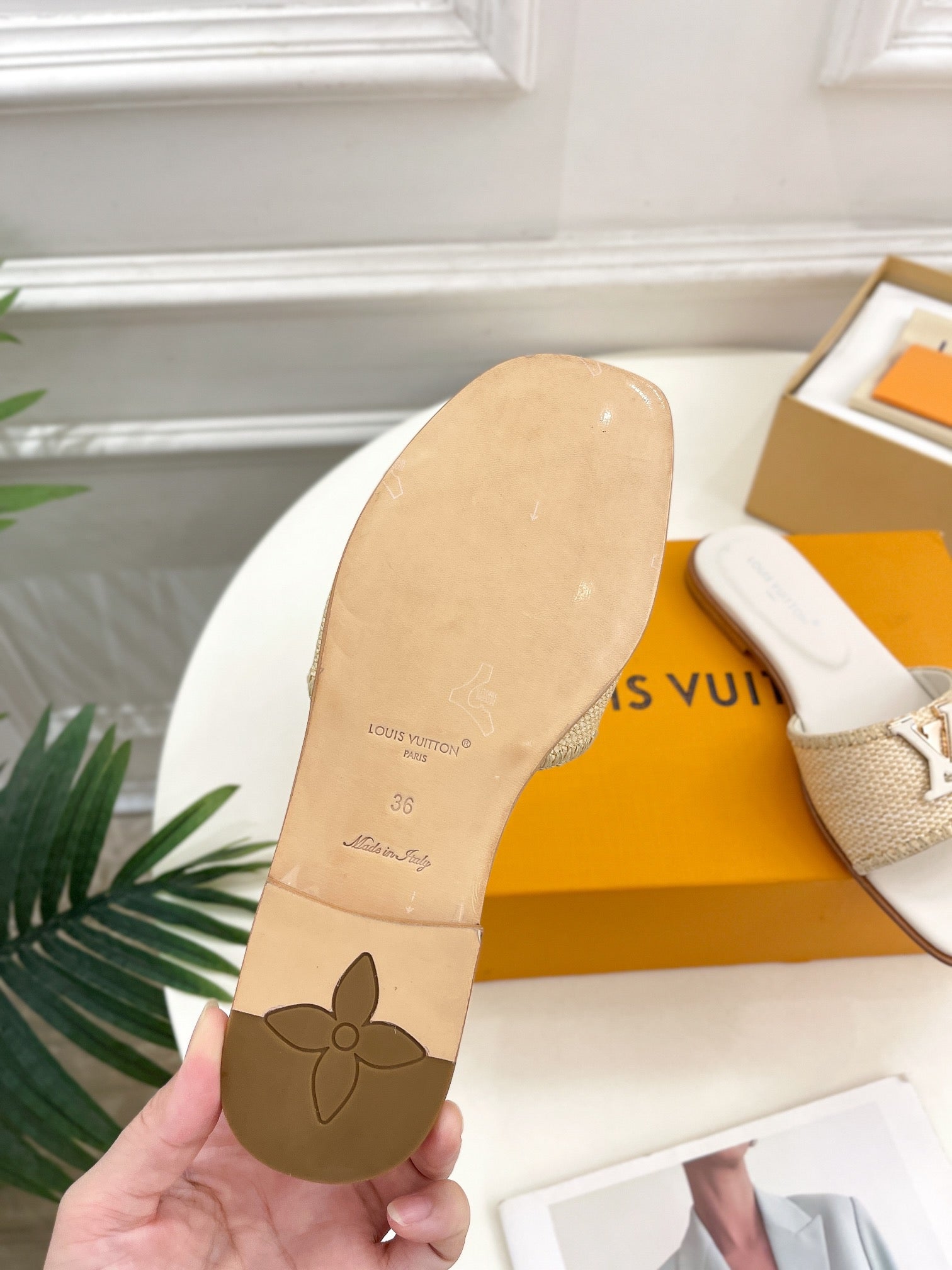 LOUIS VUITTON LV WOMEN CAPRI FLAT MULES IN BEIGE LEATHER AND RAFFIA