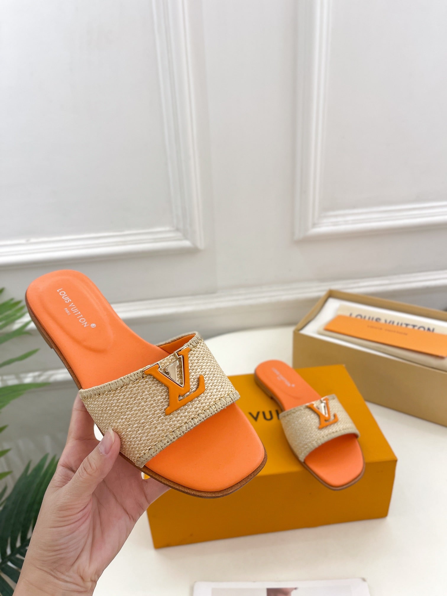 LOUIS VUITTON LV WOMEN CAPRI FLAT MULES IN TIGER ORANGE LEATHER AND RAFFIA