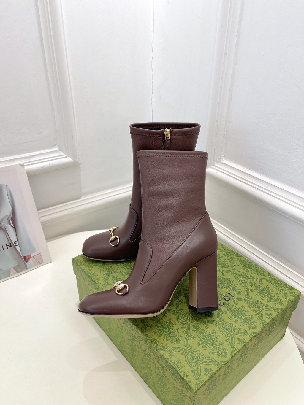 GUCCI HORSEBIT ANKLE BOOTS 9.5CM IN WALNUT BROWN SHEEPSKIN
