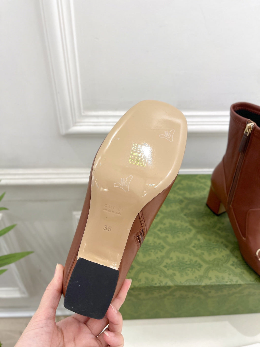GUCCI HORSEBIT ANKLE BOOTS 6.5CM IN CINNAMON BROWN SHEEPSKIN