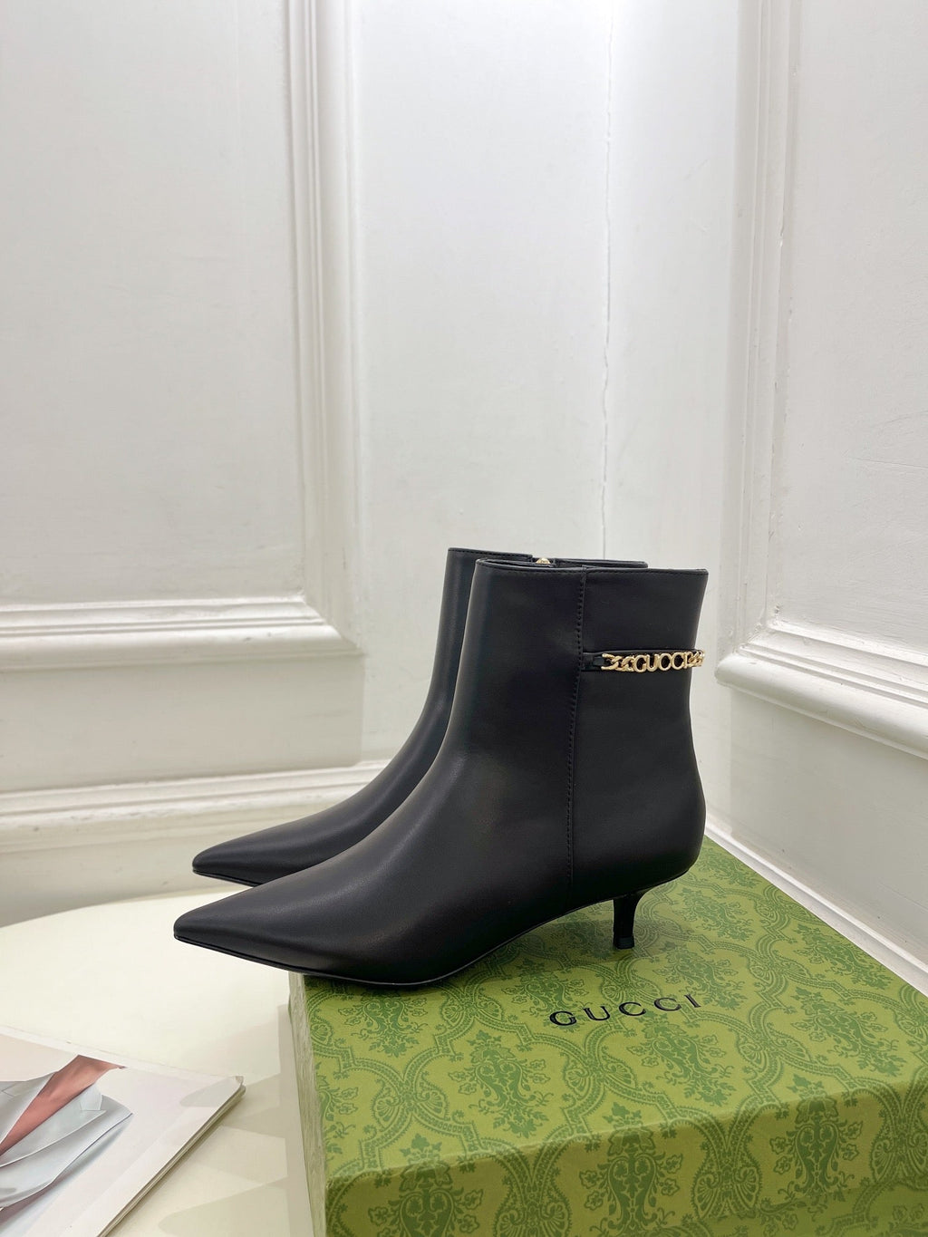 GUCCI SIGNORIA SHORT BOOTS 4.5CM IN BLACK CALFSKIN